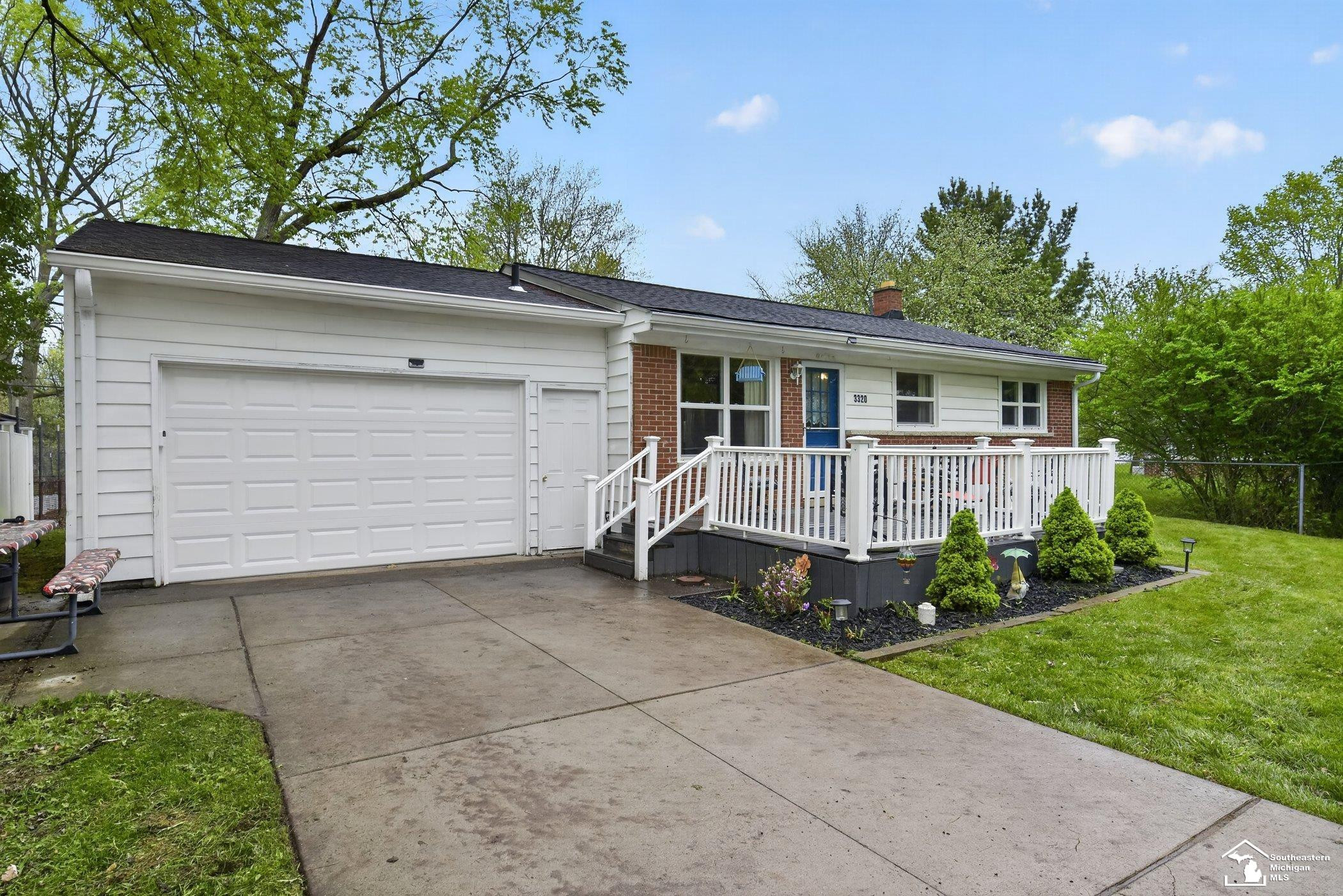 3320 La Salle Drive, Ann Arbor, MI 48108 — Photo 2