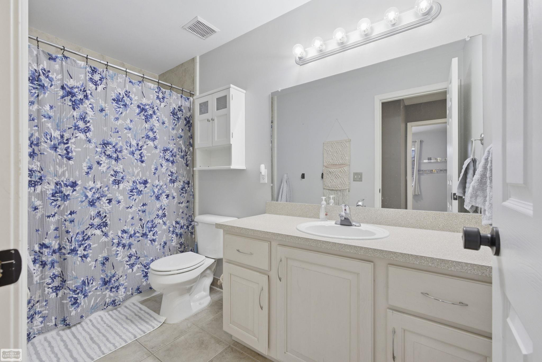 45306 Dante Drive, Macomb, MI 48042 — Photo 23