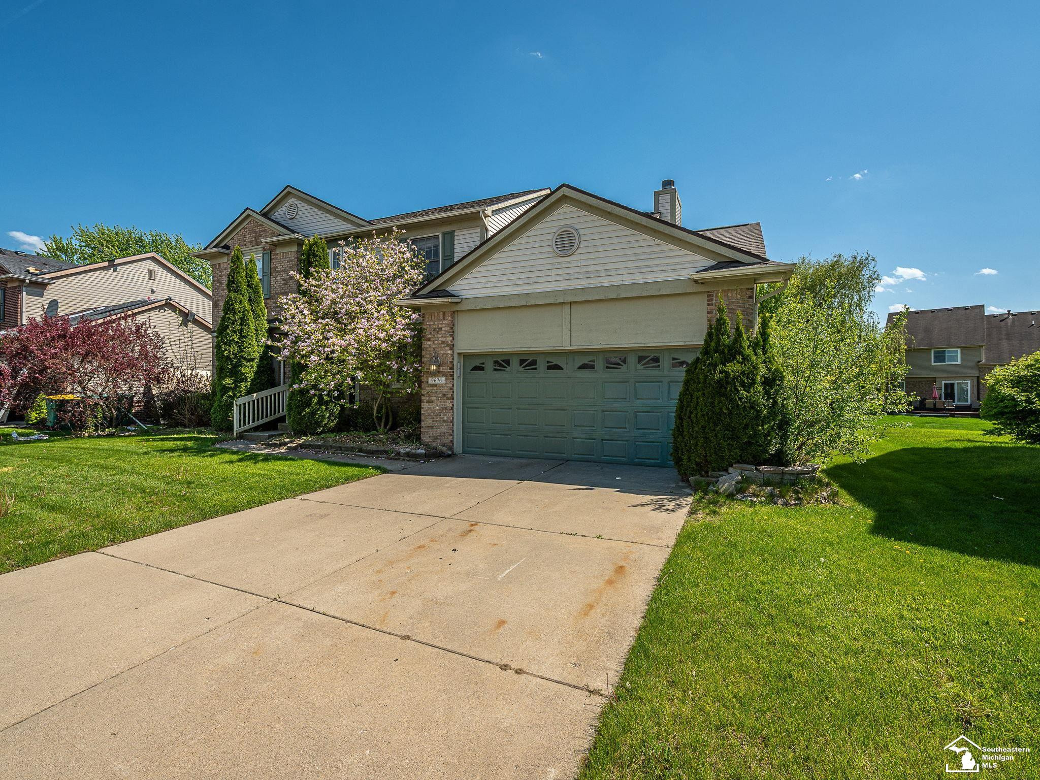 9676 Landsdowne Lane, Ypsilanti, MI 48197 — Photo 38