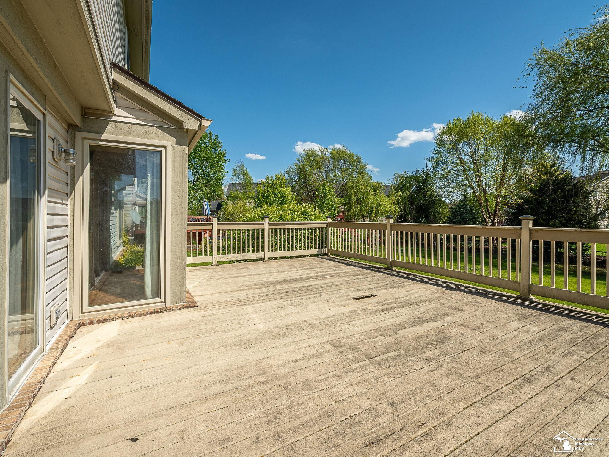 9676 Landsdowne Lane, Ypsilanti, MI 48197 — Photo 43