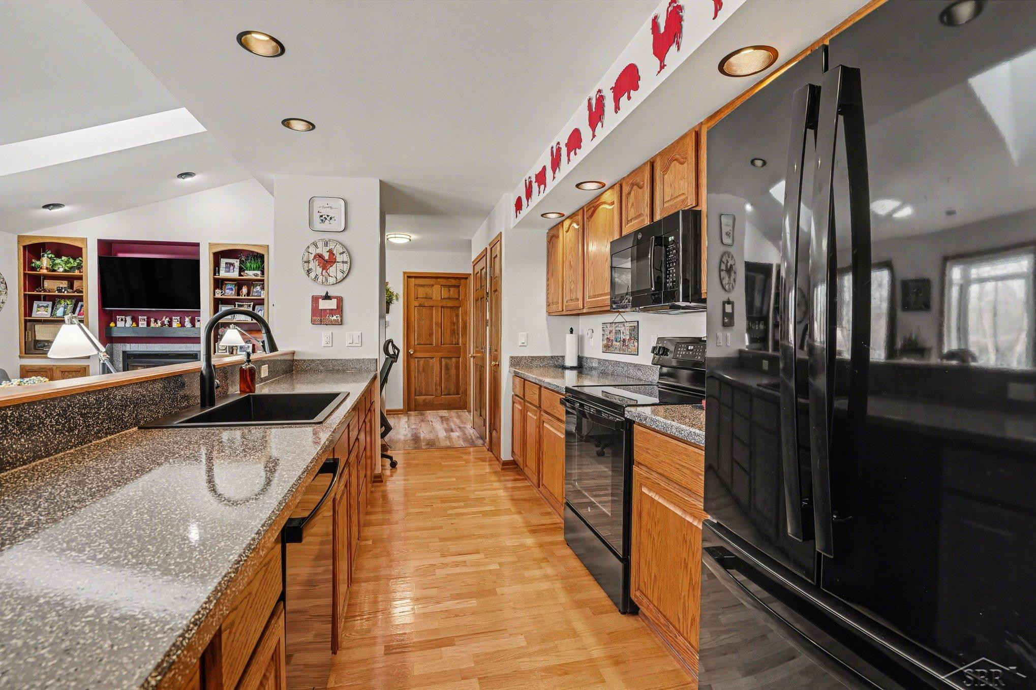 8233 Midland Road, Freeland, MI 48623 — Photo 9