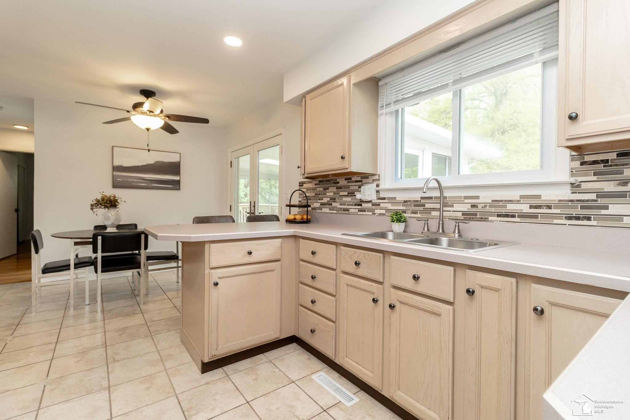 11000 Summerfield Road, Temperance, MI 48182 — Photo 14