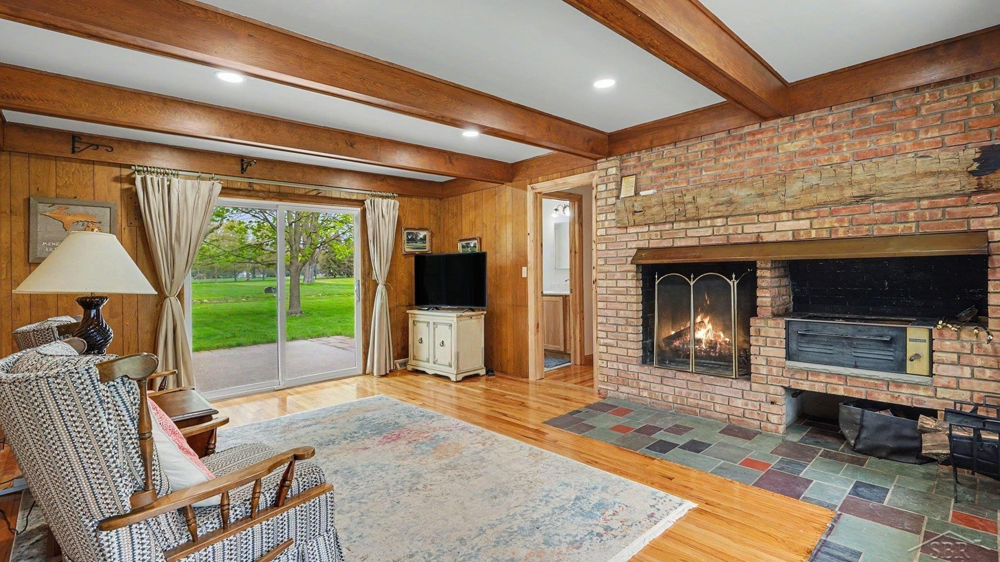 341 Foxboro Road, Saginaw, MI 48638 — Photo 6