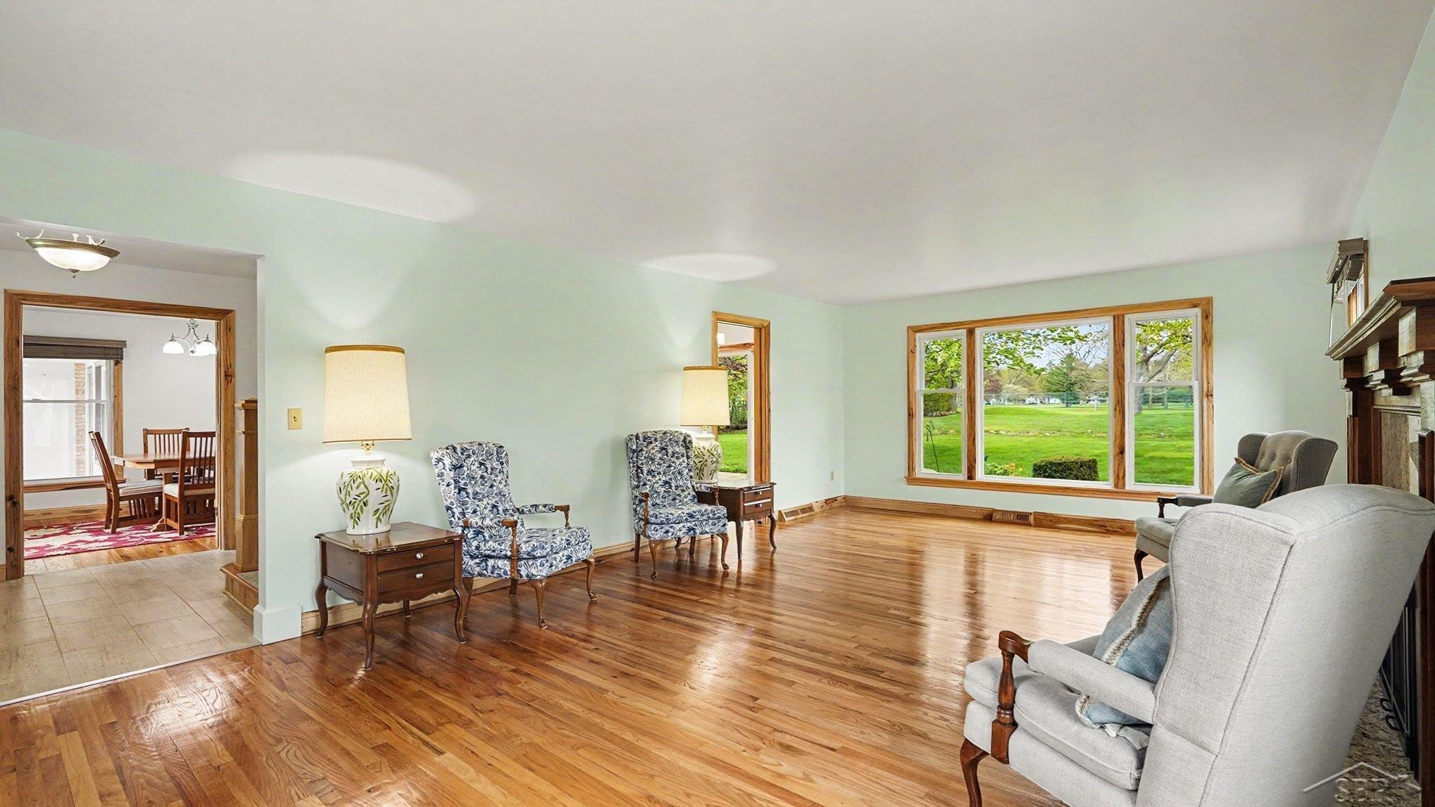 341 Foxboro Road, Saginaw, MI 48638 — Photo 9