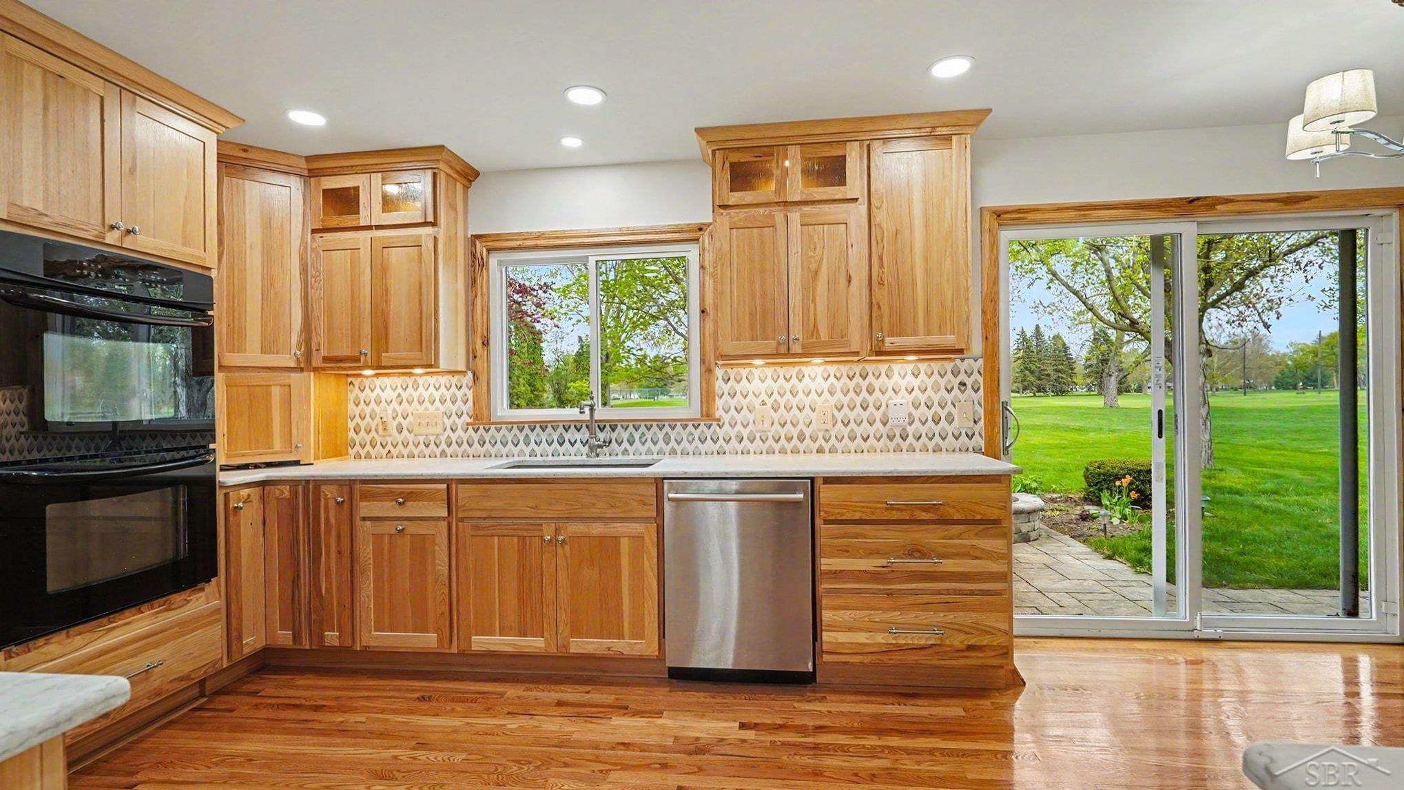 341 Foxboro Road, Saginaw, MI 48638 — Photo 12