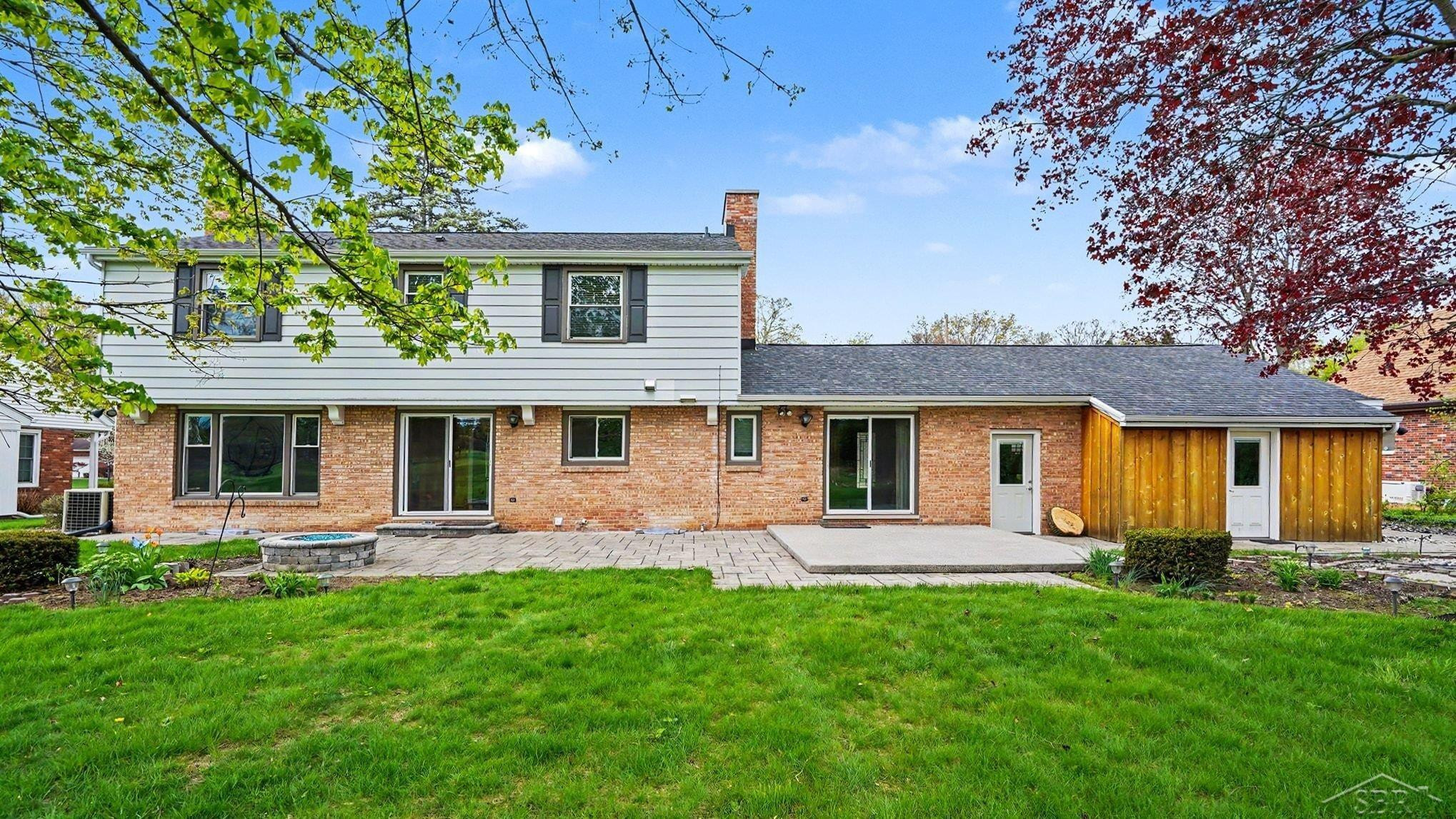 341 Foxboro Road, Saginaw, MI 48638 — Photo 32