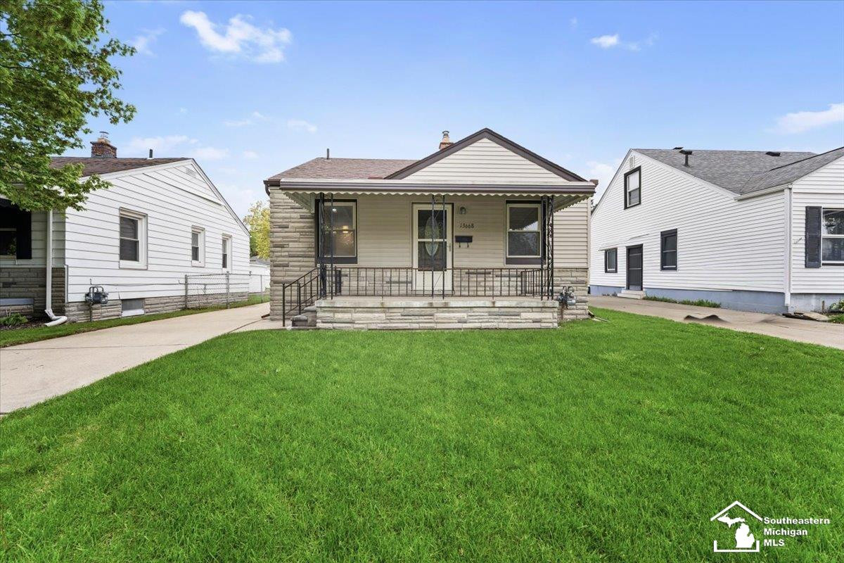 13668 Agnes Street, Southgate, MI 48195 — front exterior