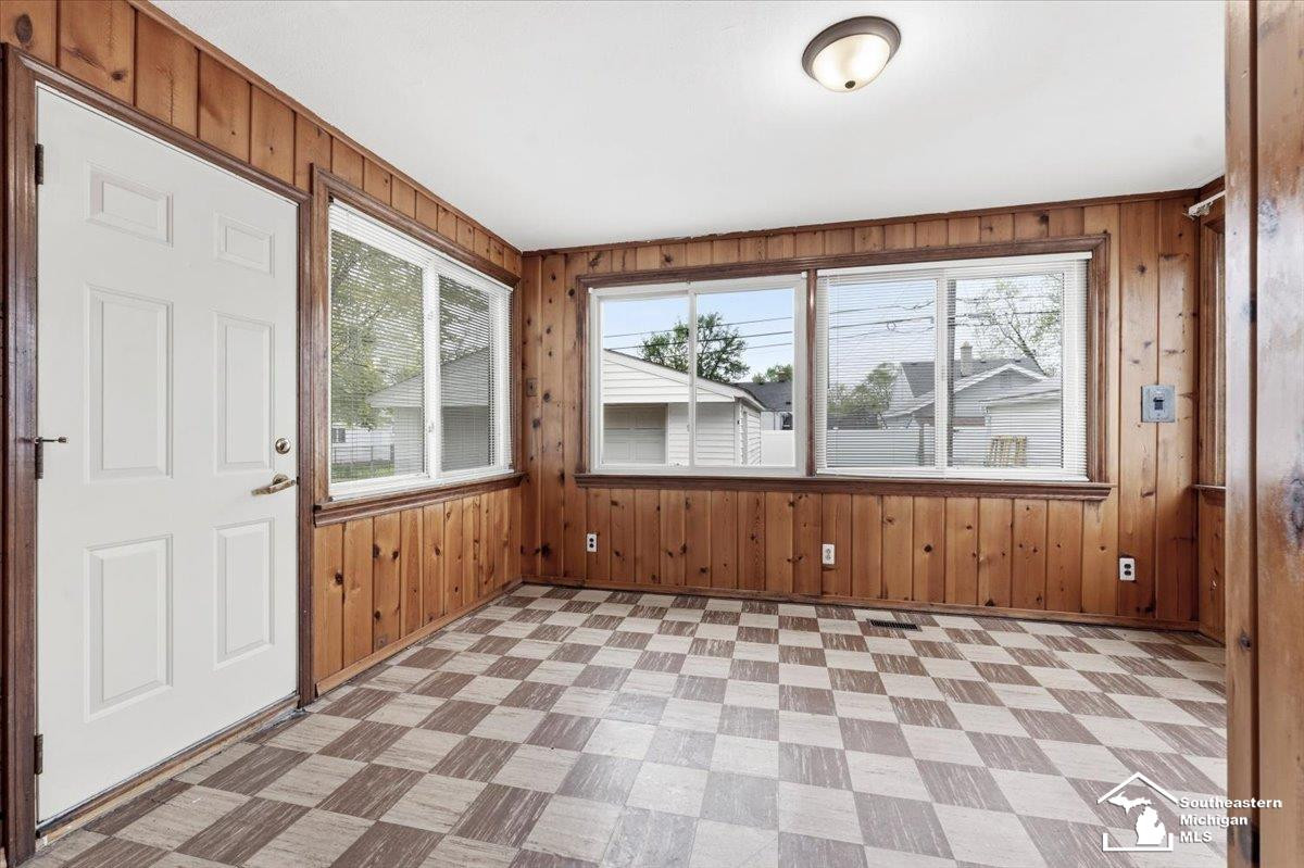 13668 Agnes Street, Southgate, MI 48195 — Photo 10
