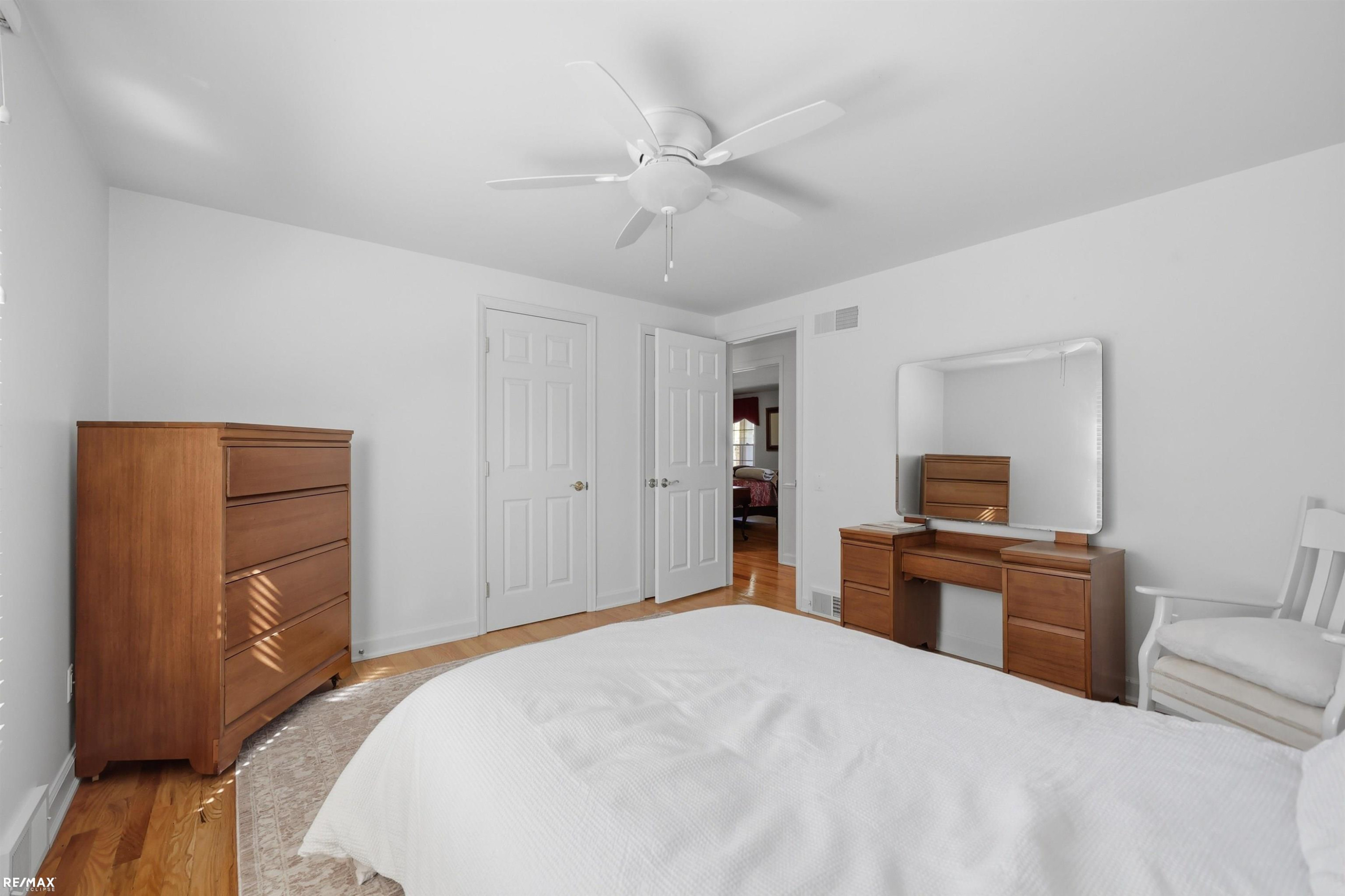 938 Candlestick Court, MI 48304 — Photo 18