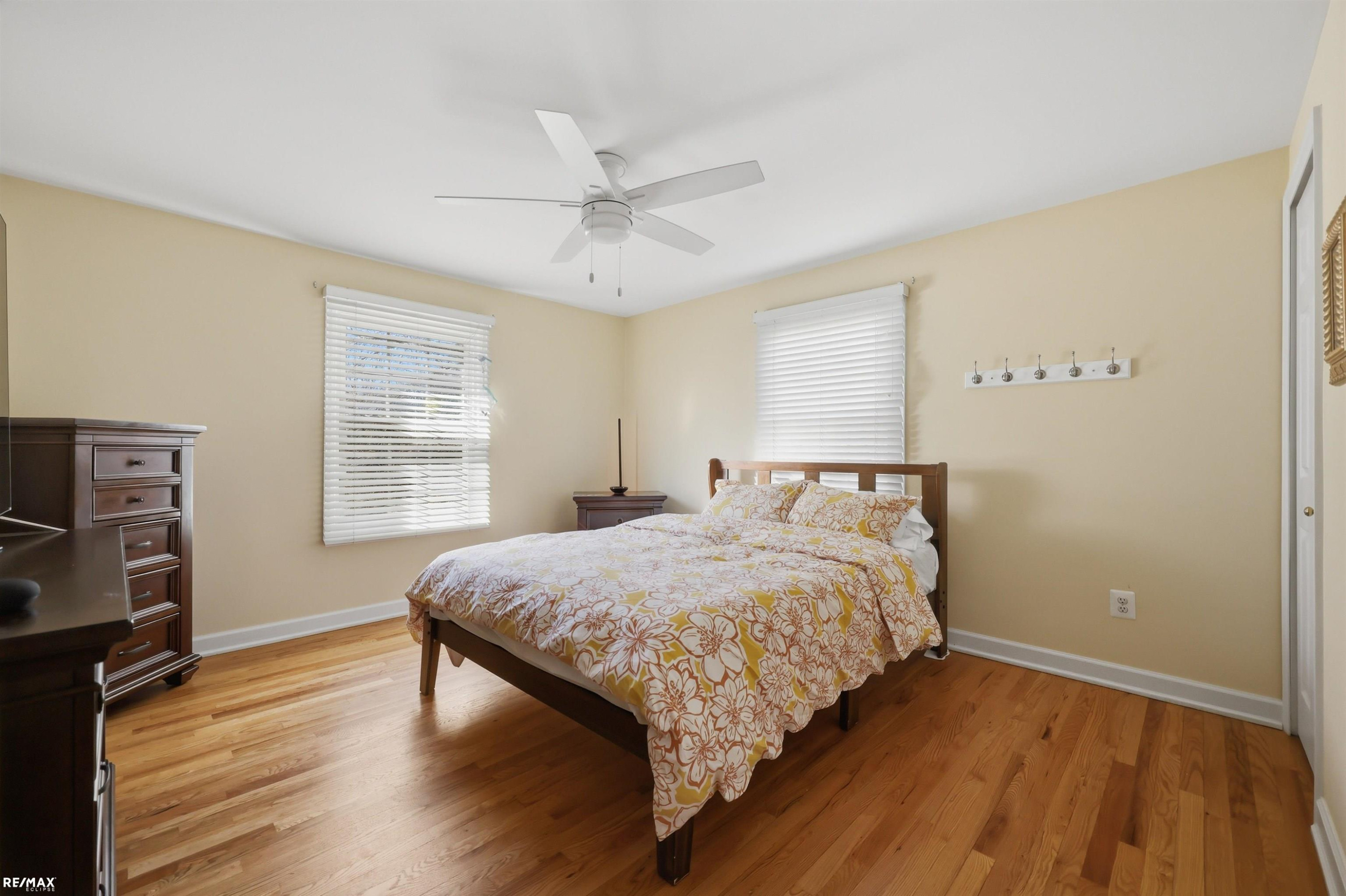 938 Candlestick Court, MI 48304 — Photo 21