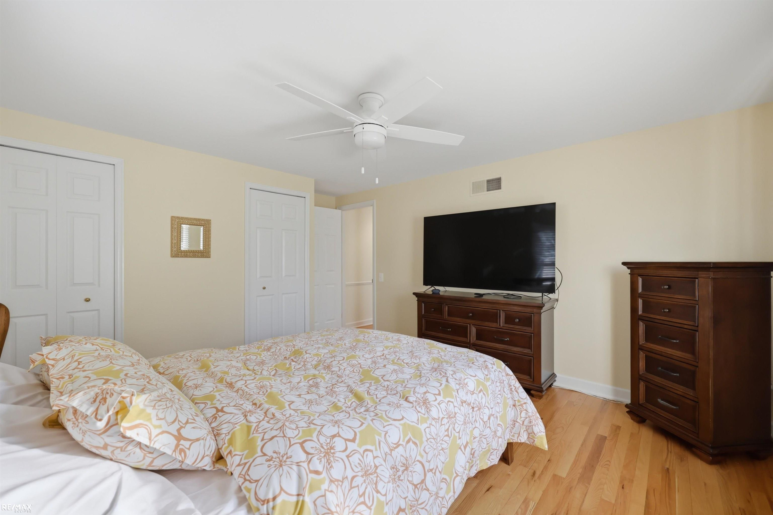 938 Candlestick Court, MI 48304 — Photo 22