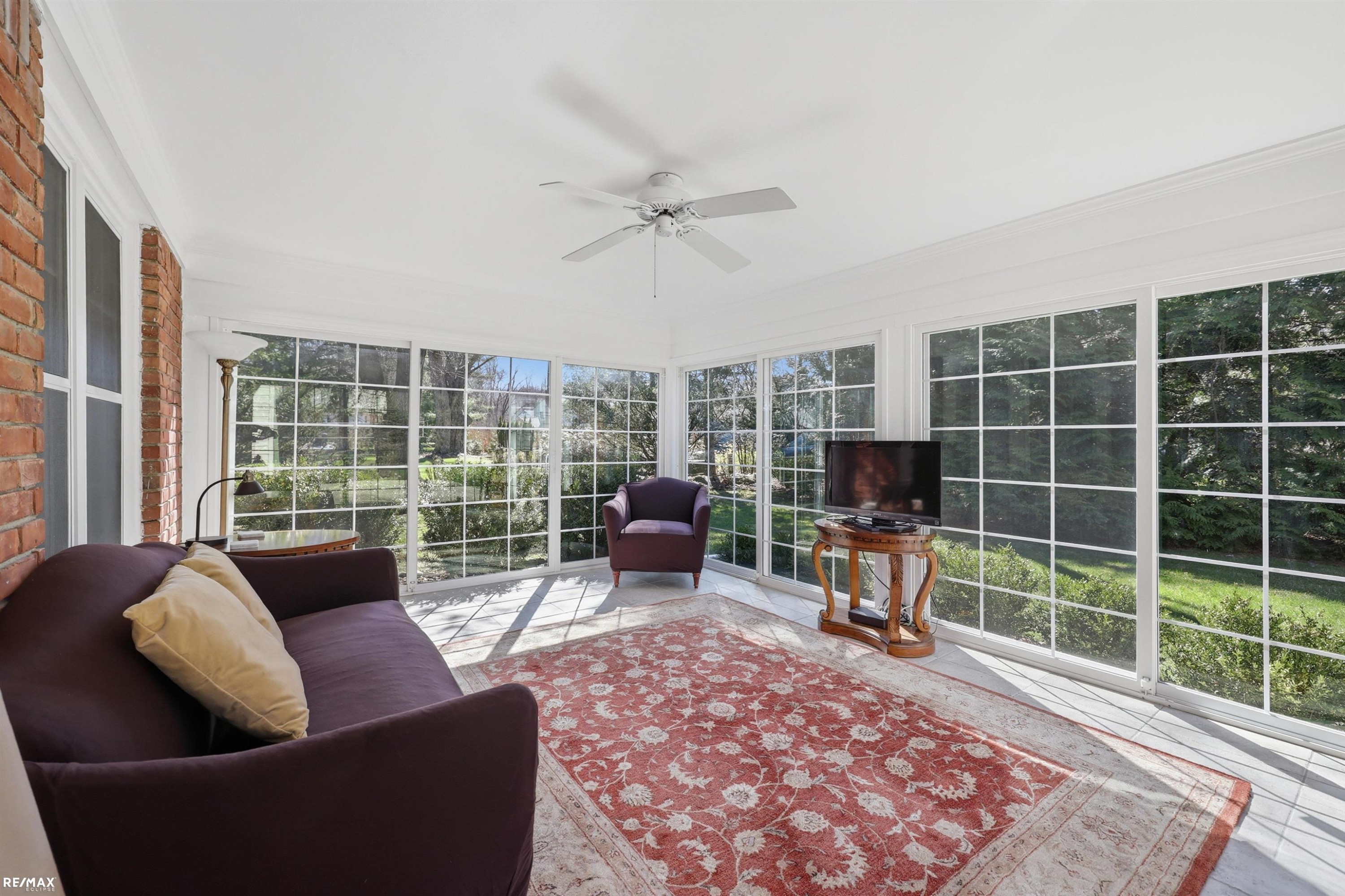 938 Candlestick Court, MI 48304 — Photo 31