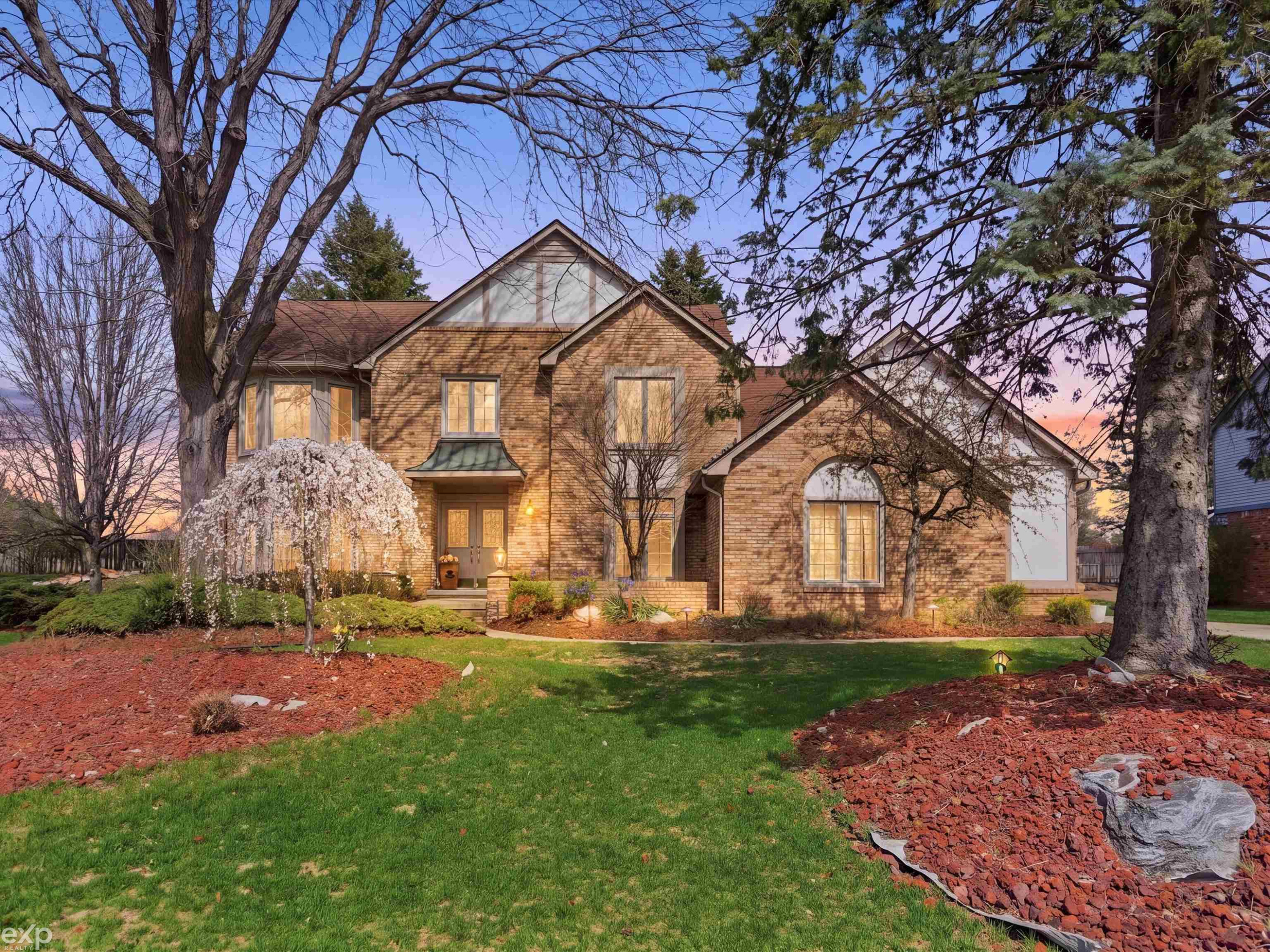 48290 Lakeland Drive, Shelby, MI 48317 — front exterior