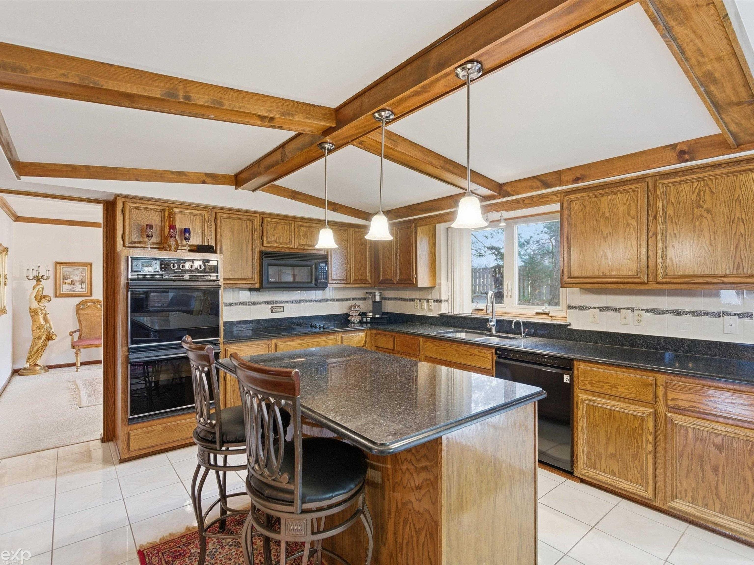 48290 Lakeland Drive, Shelby, MI 48317 — Photo 6