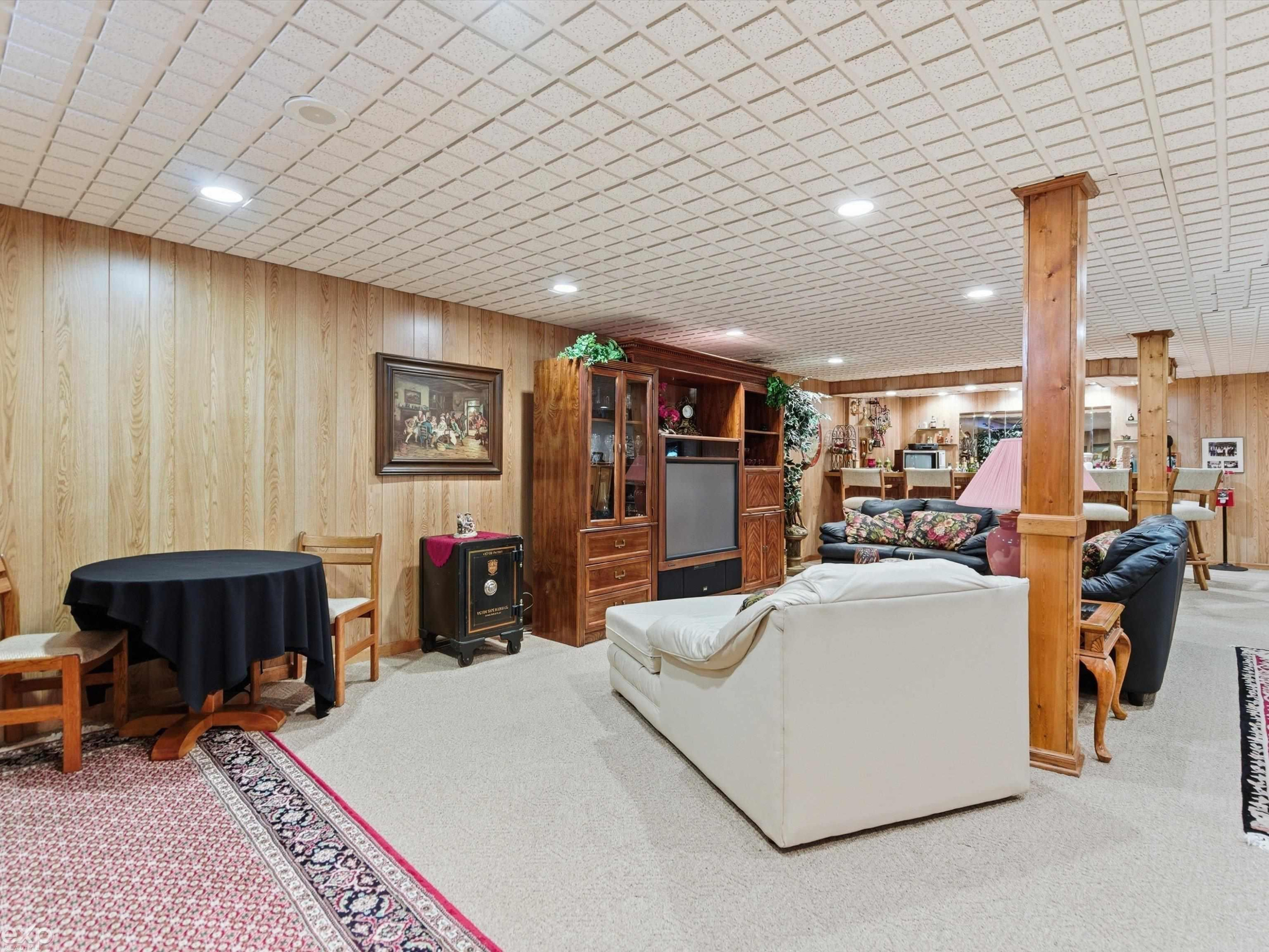48290 Lakeland Drive, Shelby, MI 48317 — Photo 21