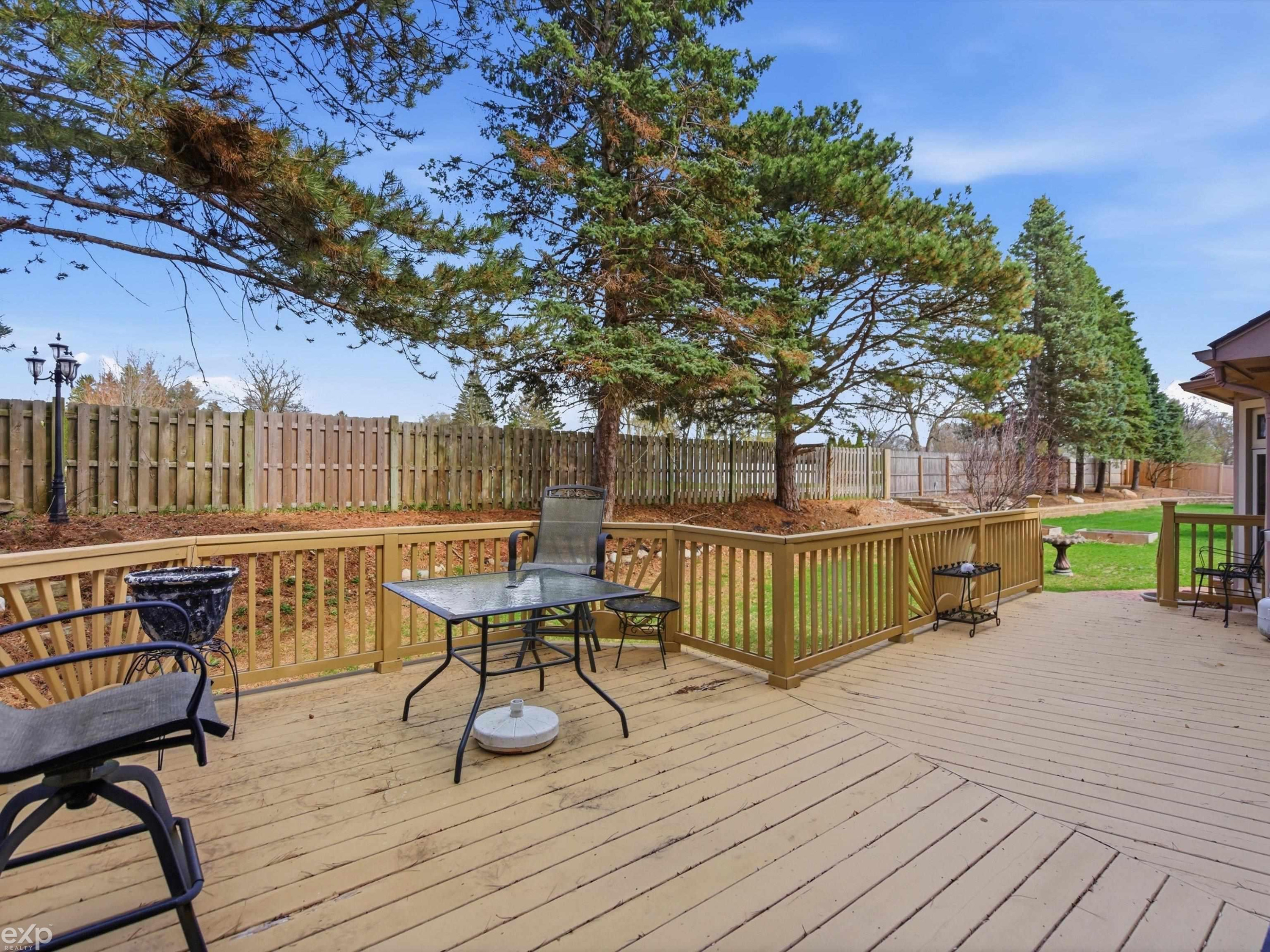 48290 Lakeland Drive, Shelby, MI 48317 — Photo 29