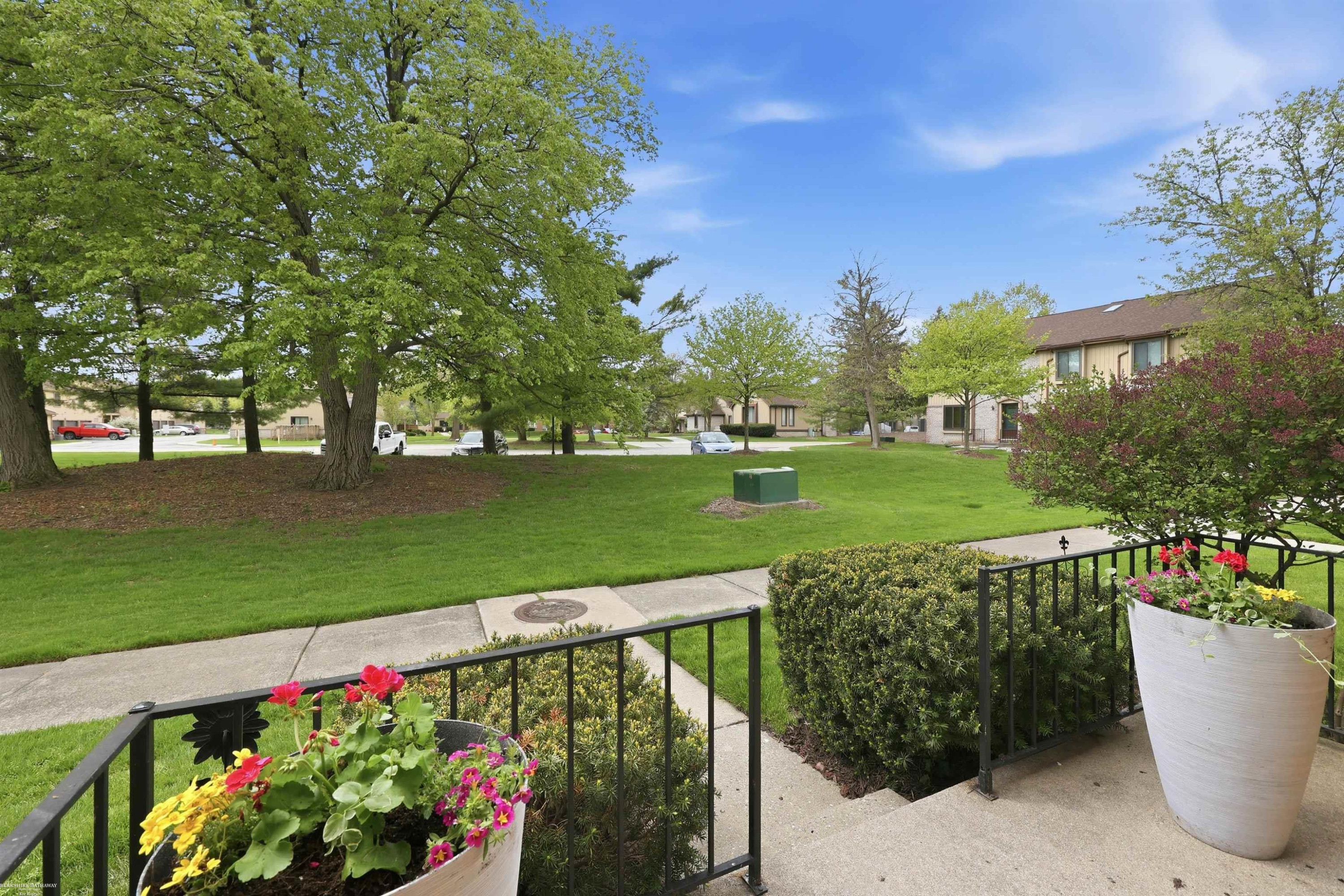 41626 Bedford Street, Canton, MI 48187 — Photo 3