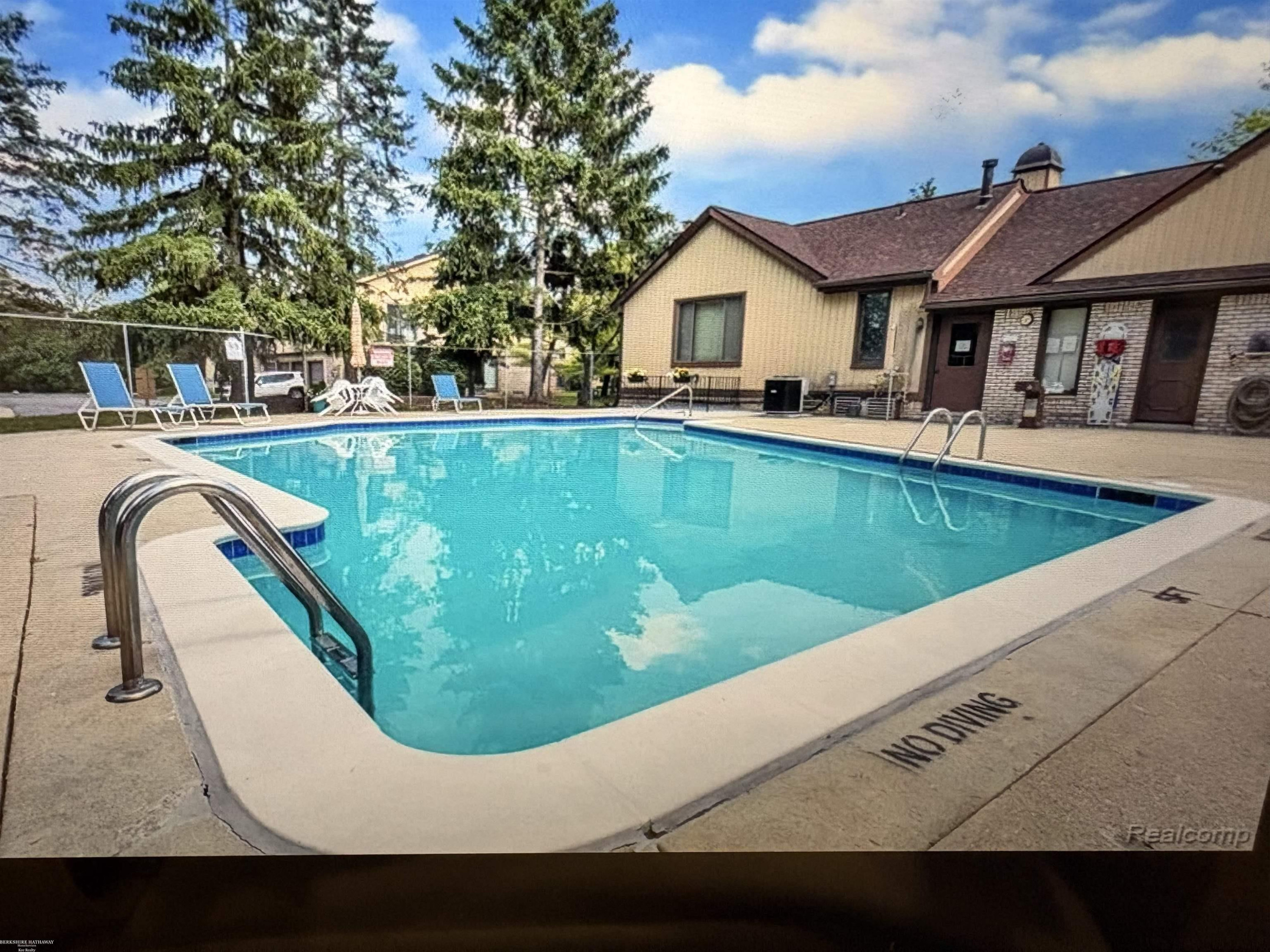 41626 Bedford Street, Canton, MI 48187 — Photo 36
