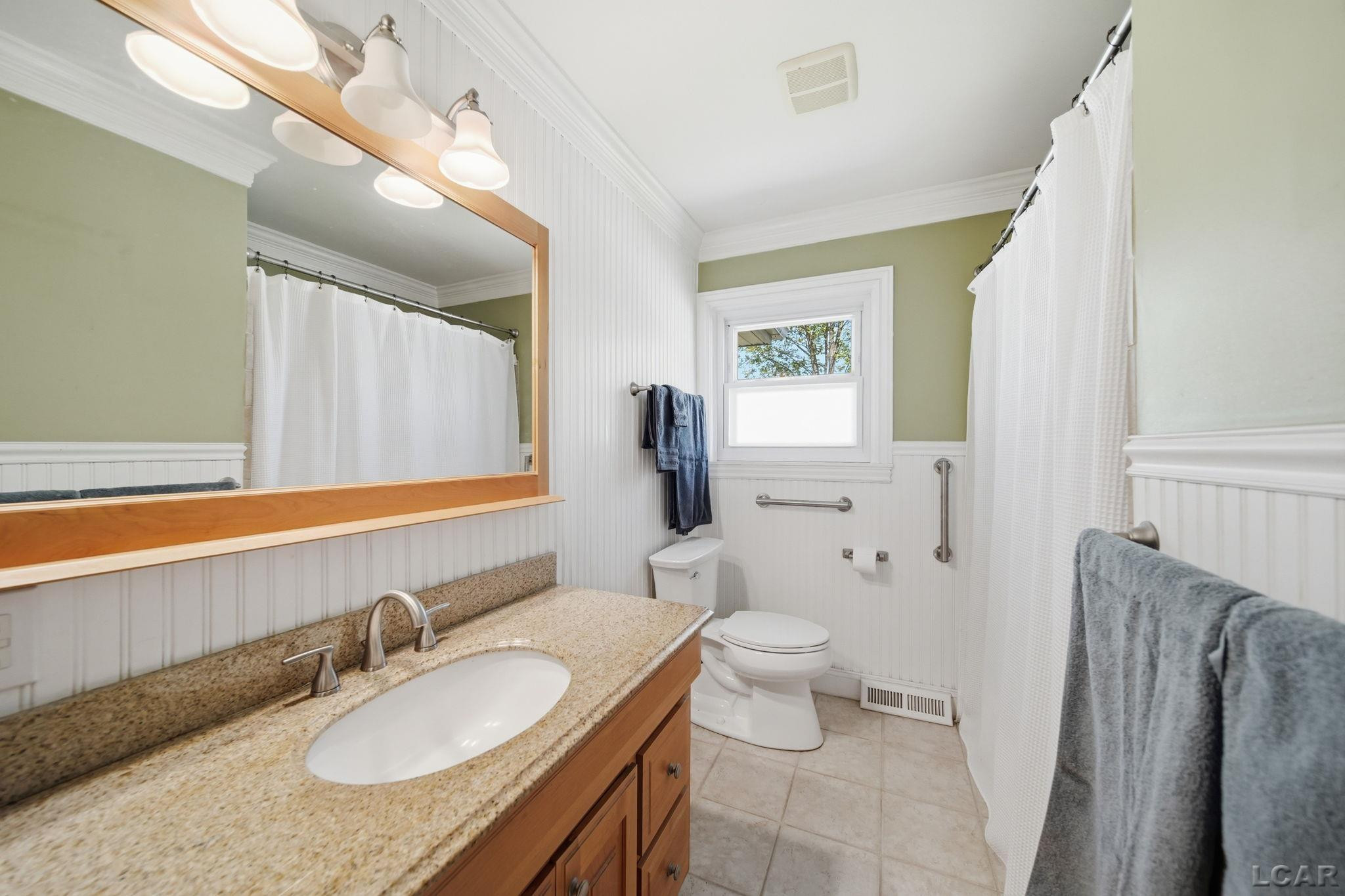 328 Hillcrest Drive, Saline, MI 48176 — Photo 9
