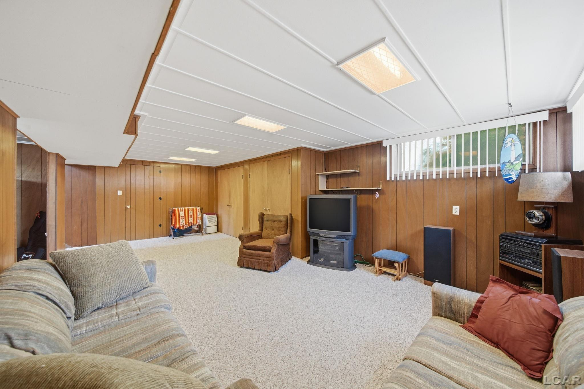 328 Hillcrest Drive, Saline, MI 48176 — Photo 21