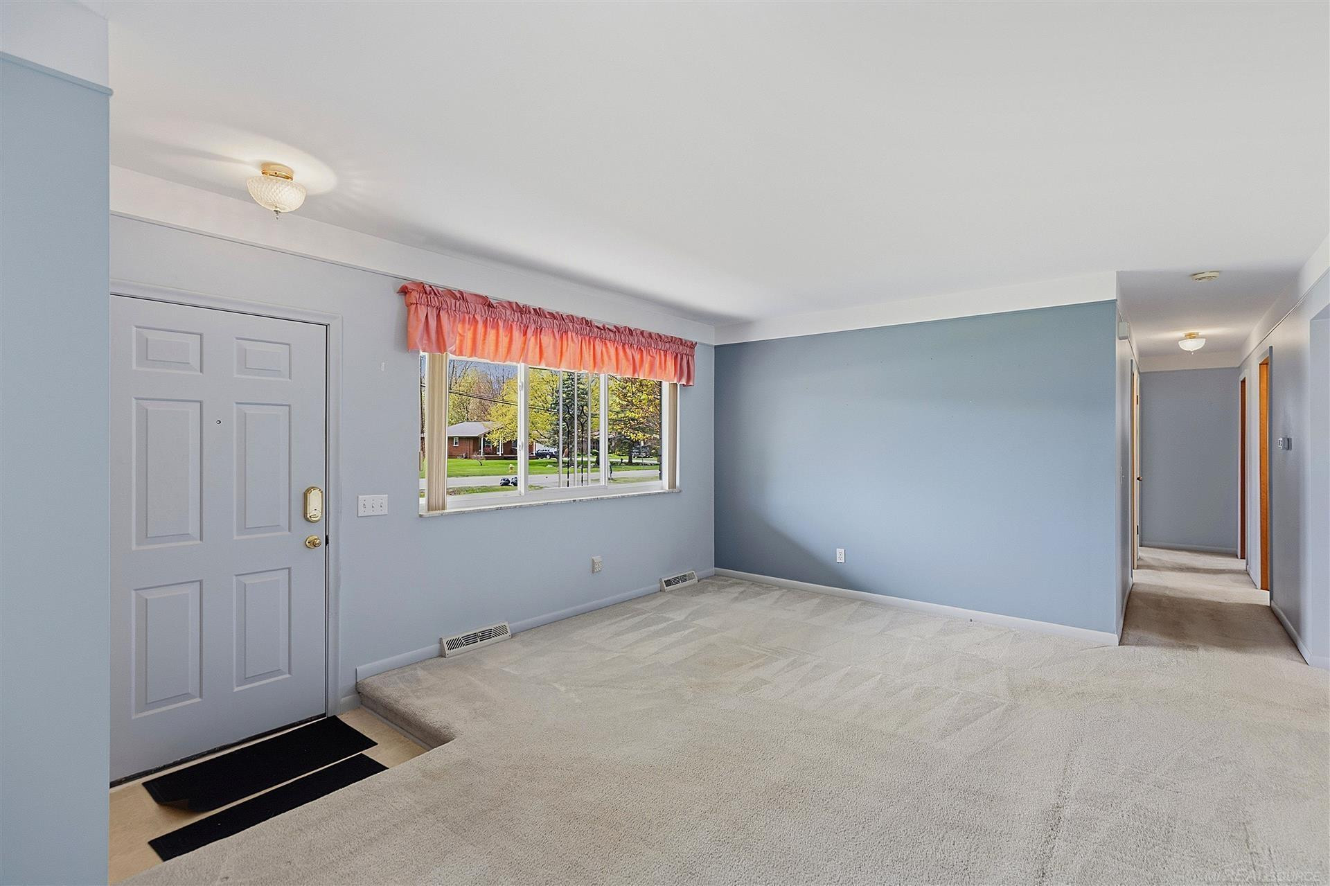 48809 Sugarbush Road, Chesterfield, MI 48047 — Photo 5