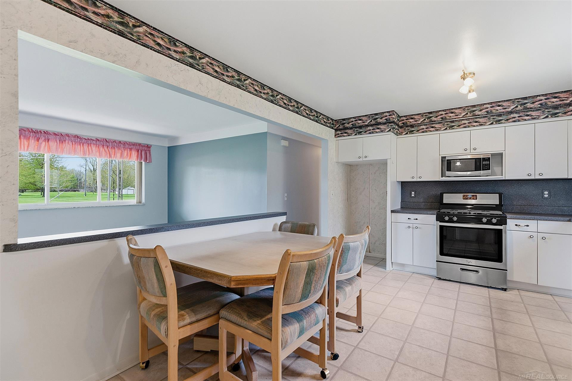 48809 Sugarbush Road, Chesterfield, MI 48047 — Photo 8