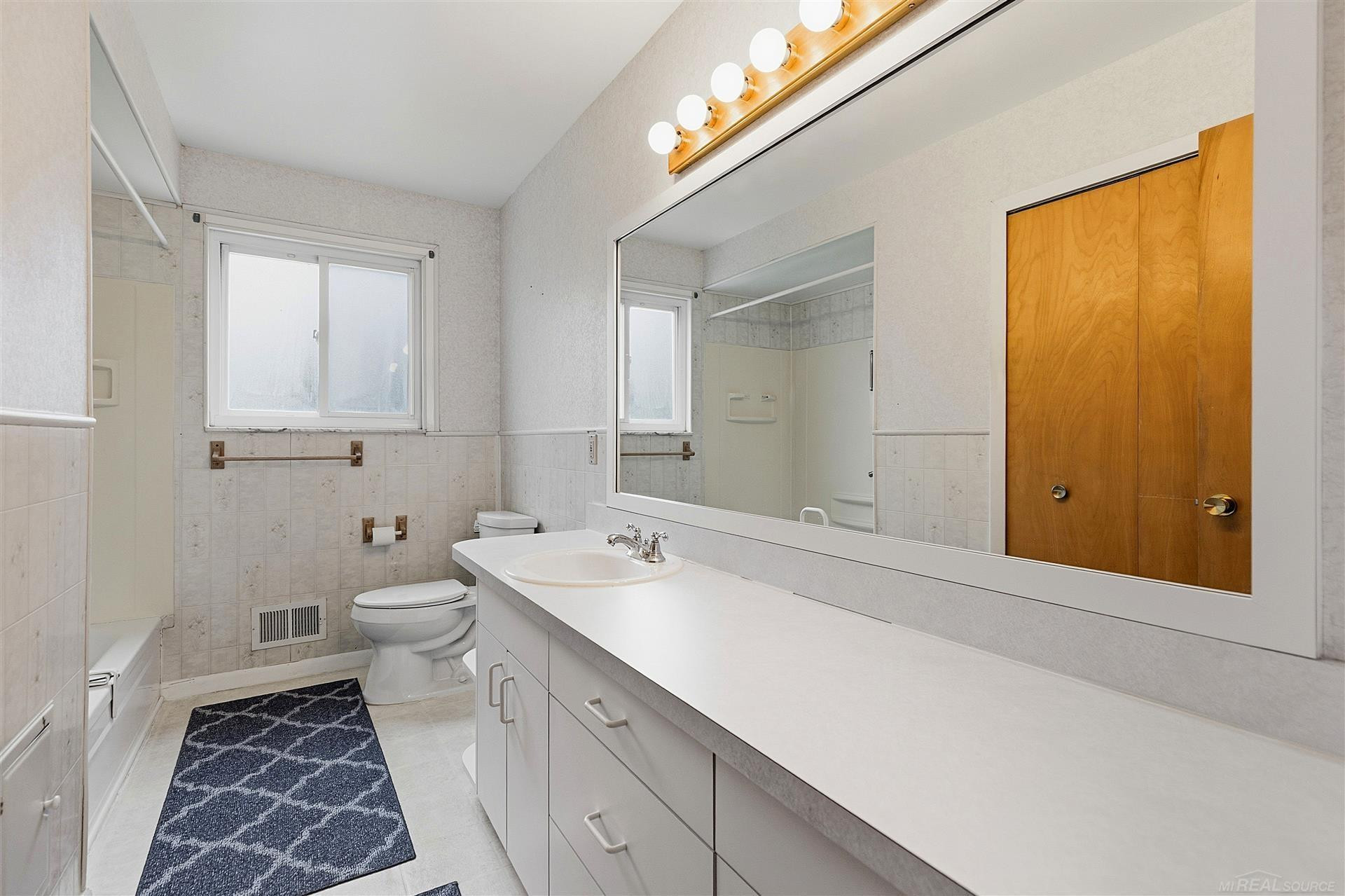 48809 Sugarbush Road, Chesterfield, MI 48047 — Photo 9