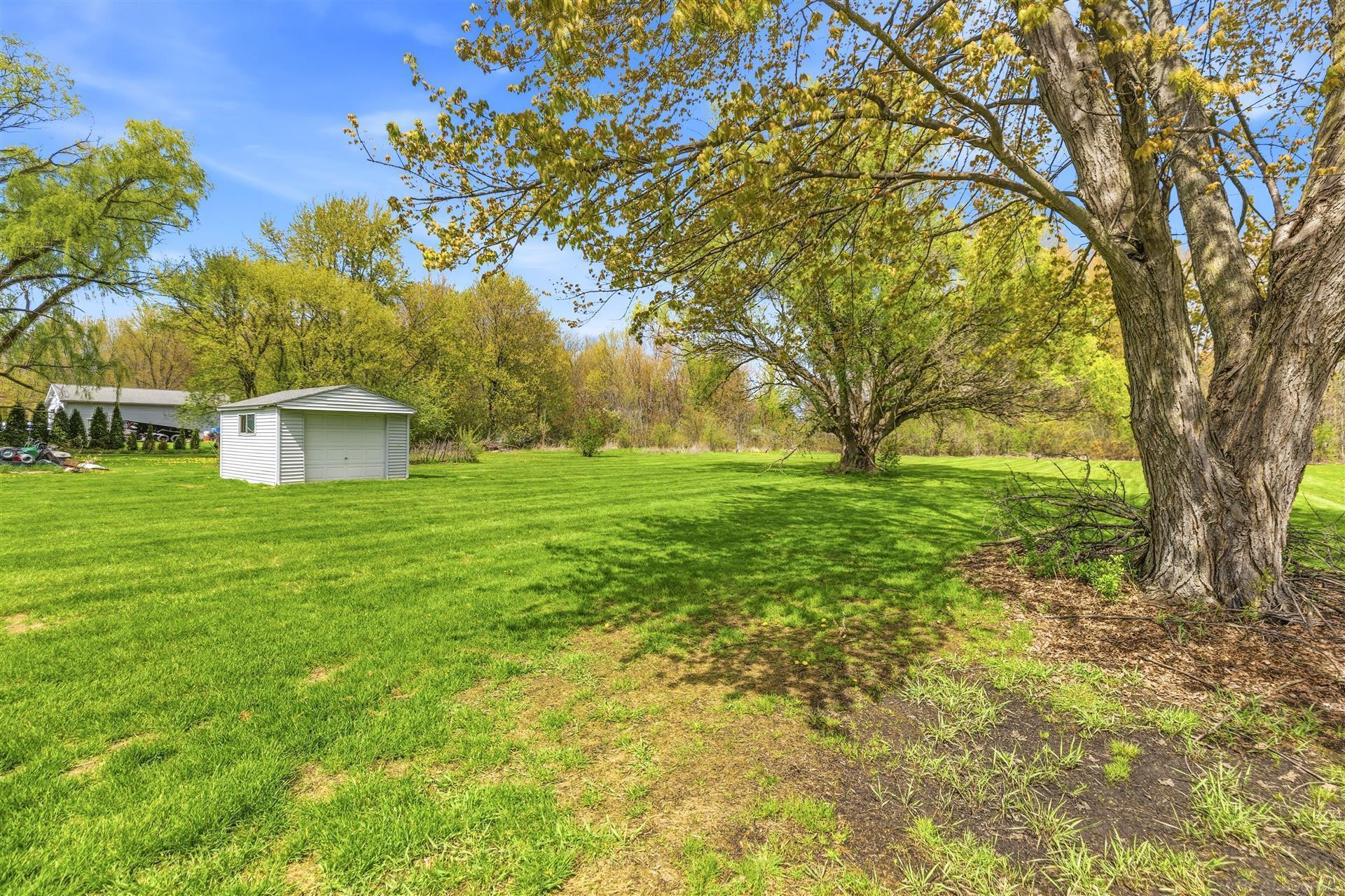 48809 Sugarbush Road, Chesterfield, MI 48047 — Photo 28