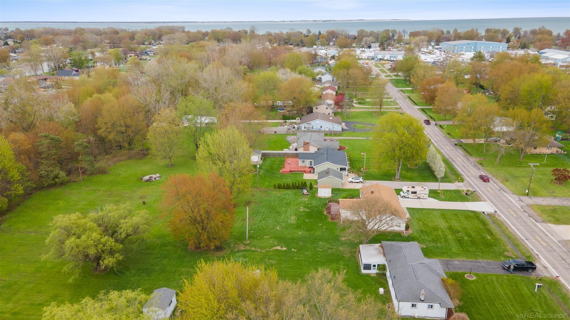 48809 Sugarbush Road, Chesterfield, MI 48047 — Photo 40