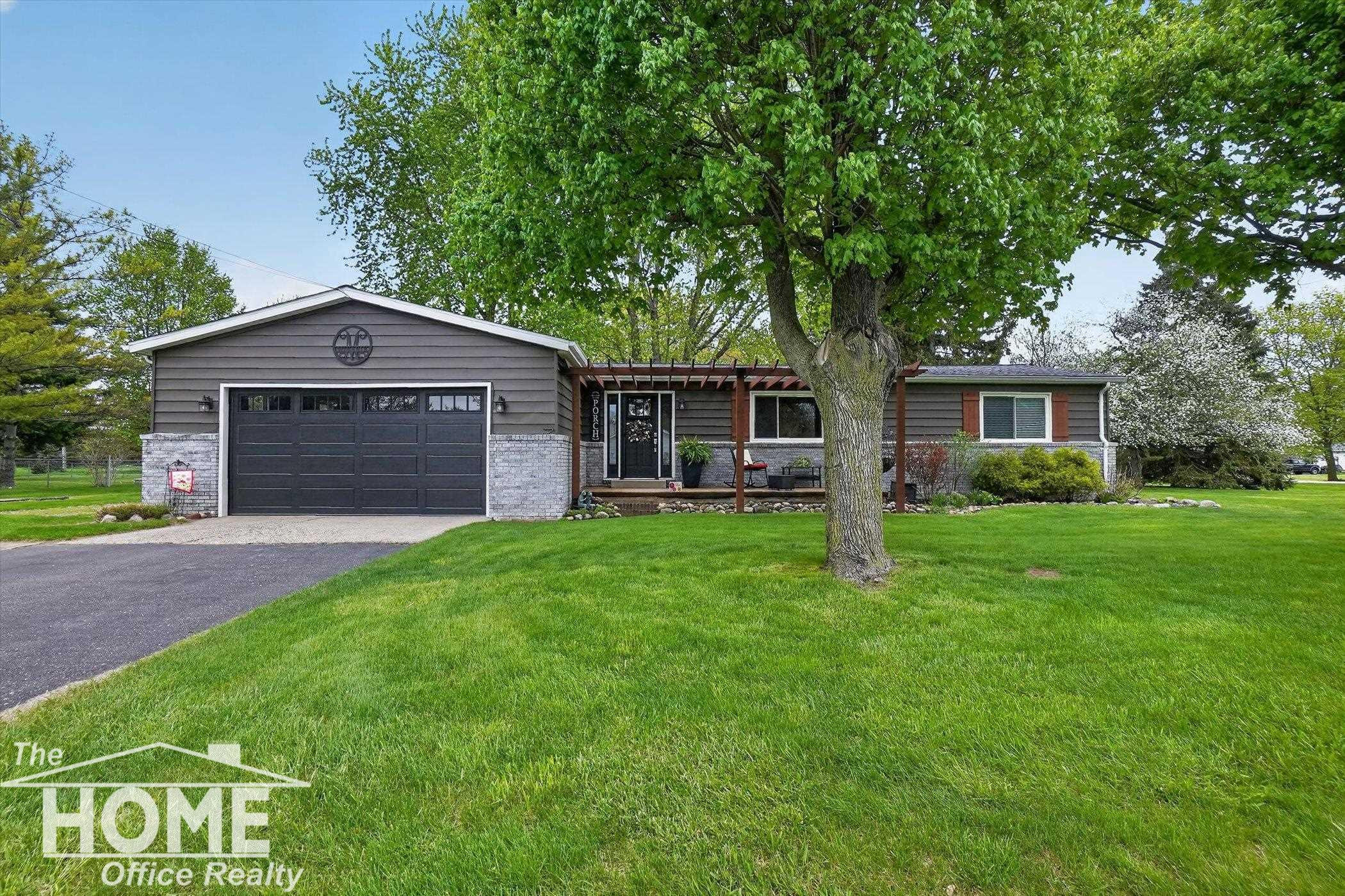 1820 Ketegawn Road, Owosso, MI 48867 — front exterior