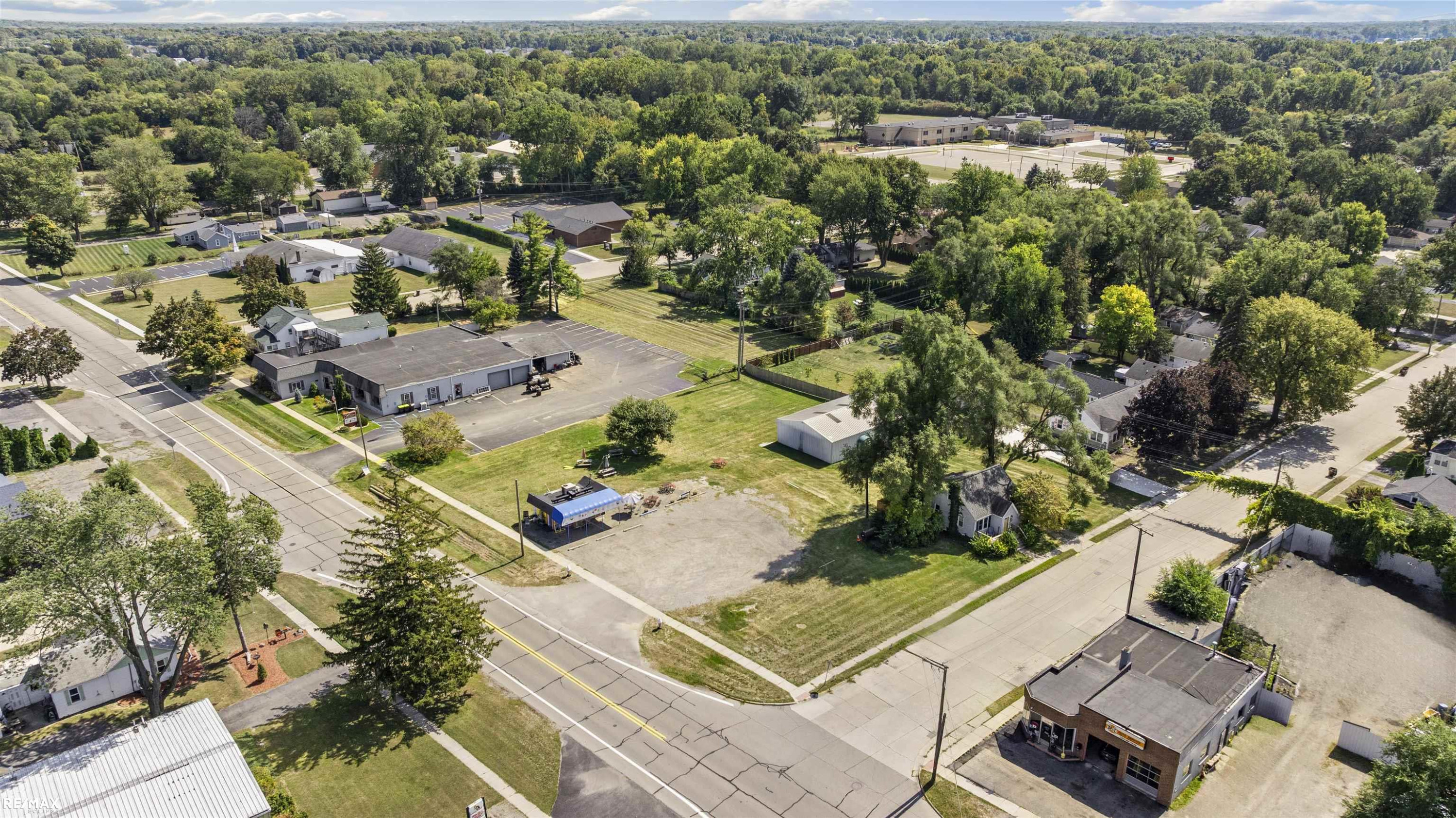 644 E Huron River Drive, MI 48111 — Photo 4