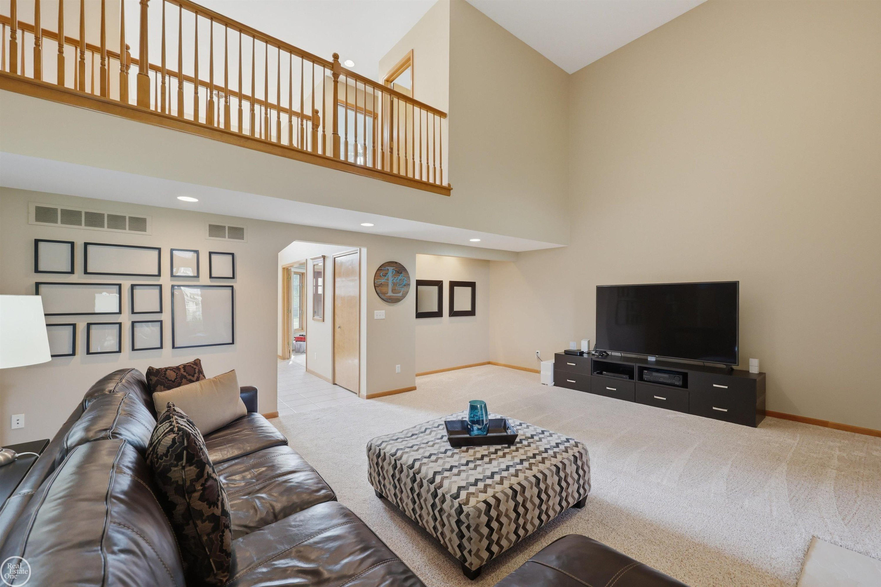 55521 Placid Drive, Macomb, MI 48042 — Photo 14