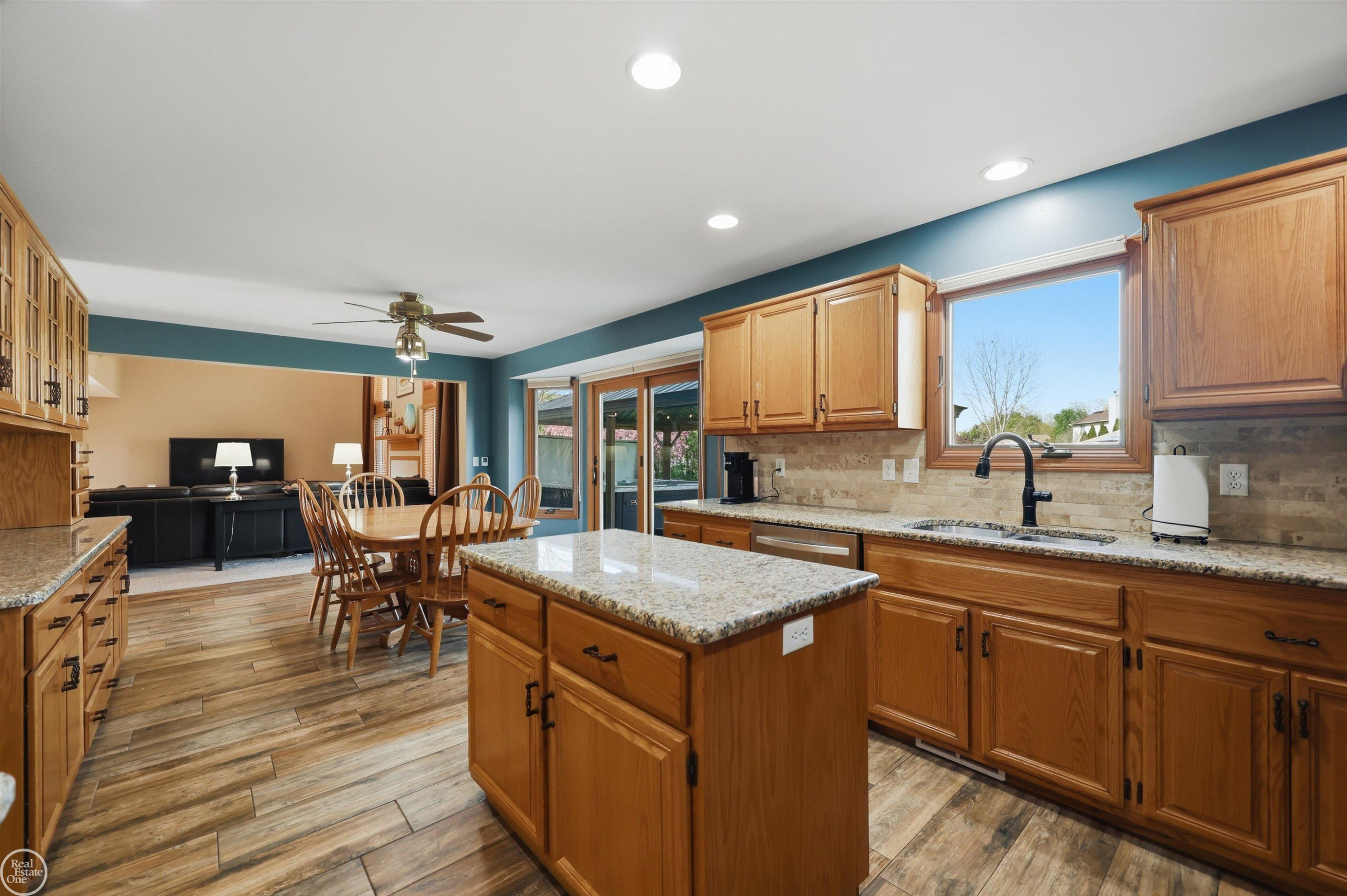 55521 Placid Drive, Macomb, MI 48042 — Photo 20
