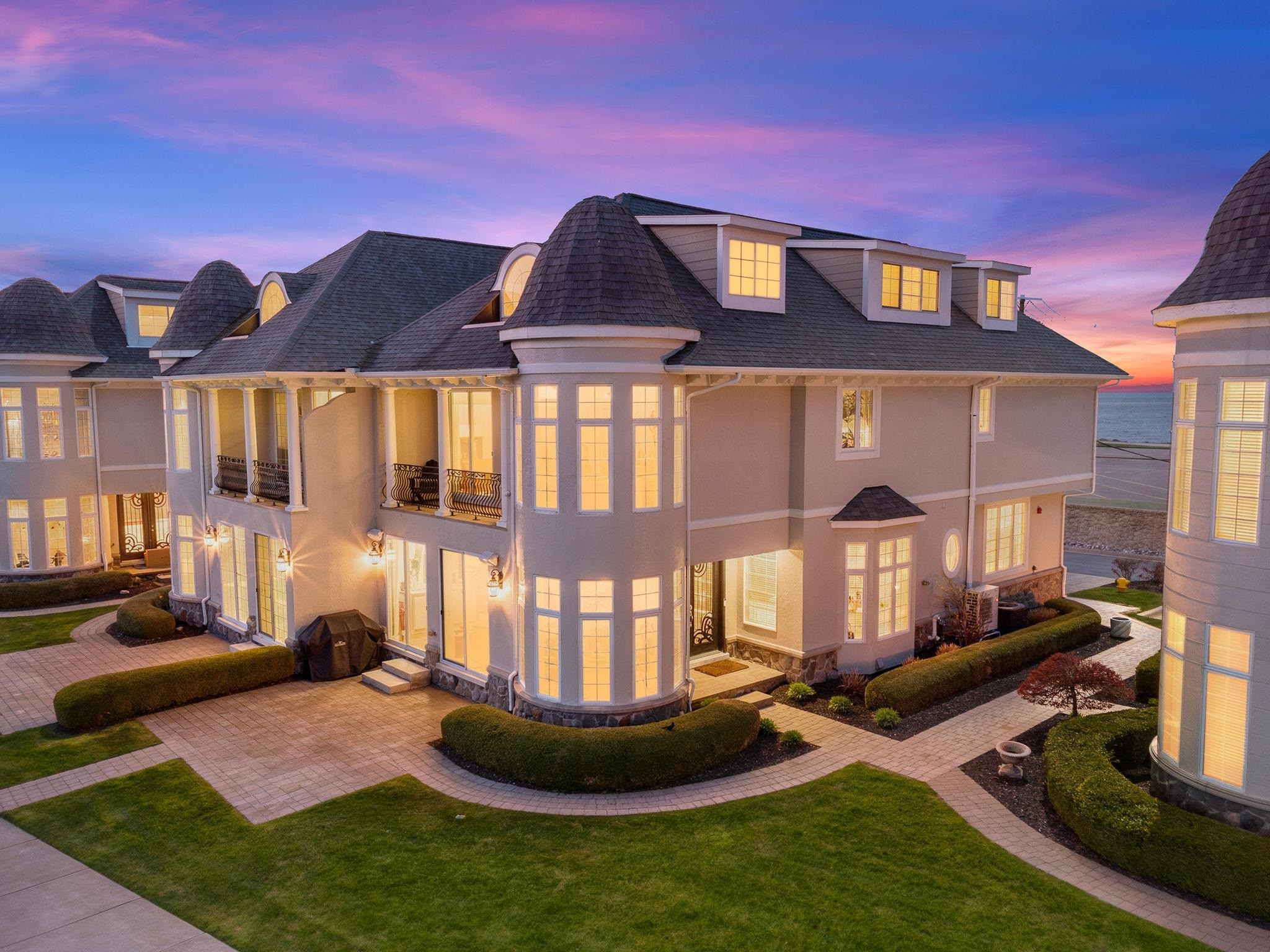 33070 VENETIAN POINTE Drive, 7, MI — front exterior