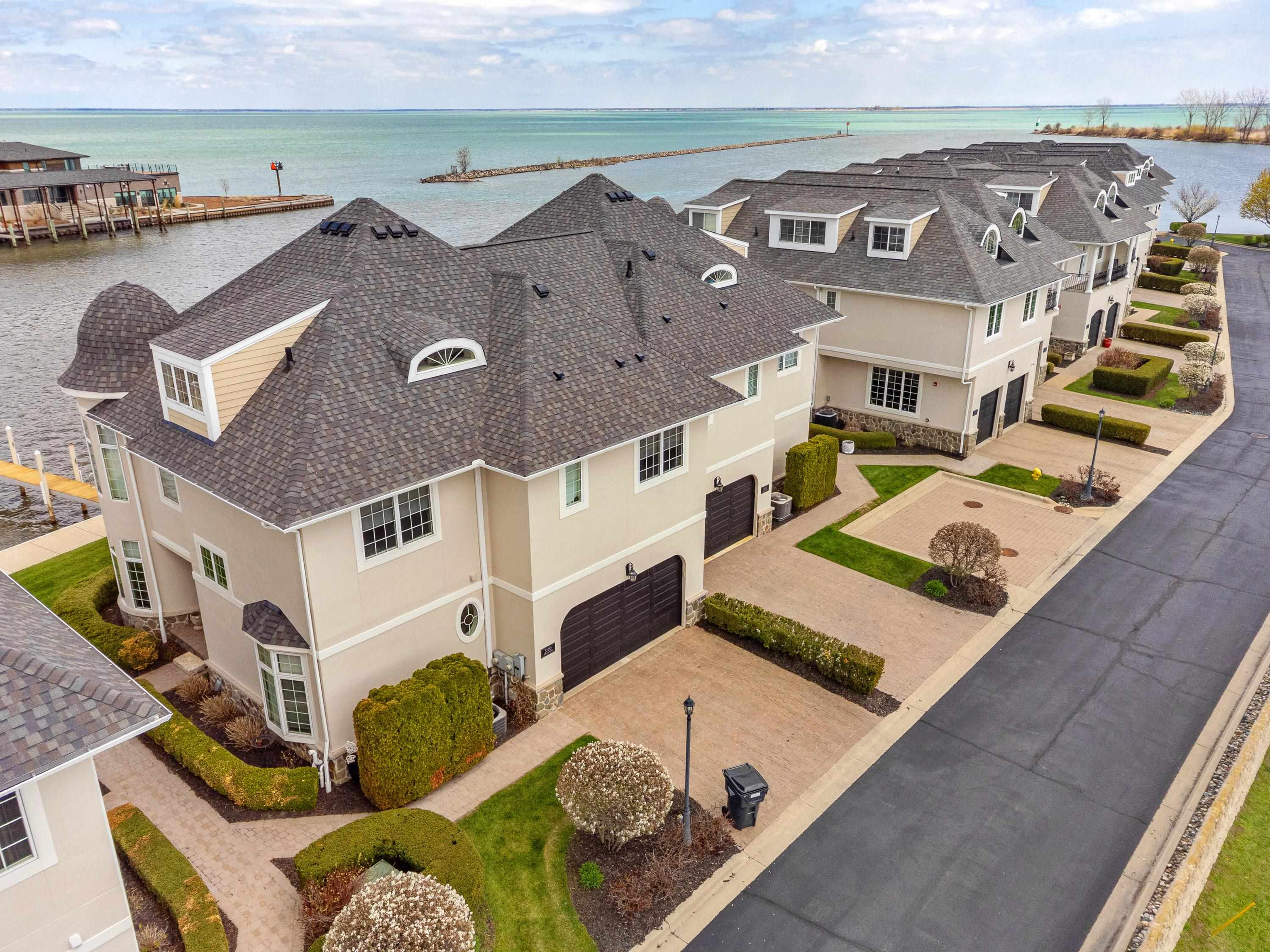 33070 VENETIAN POINTE Drive, 7, MI — Photo 19