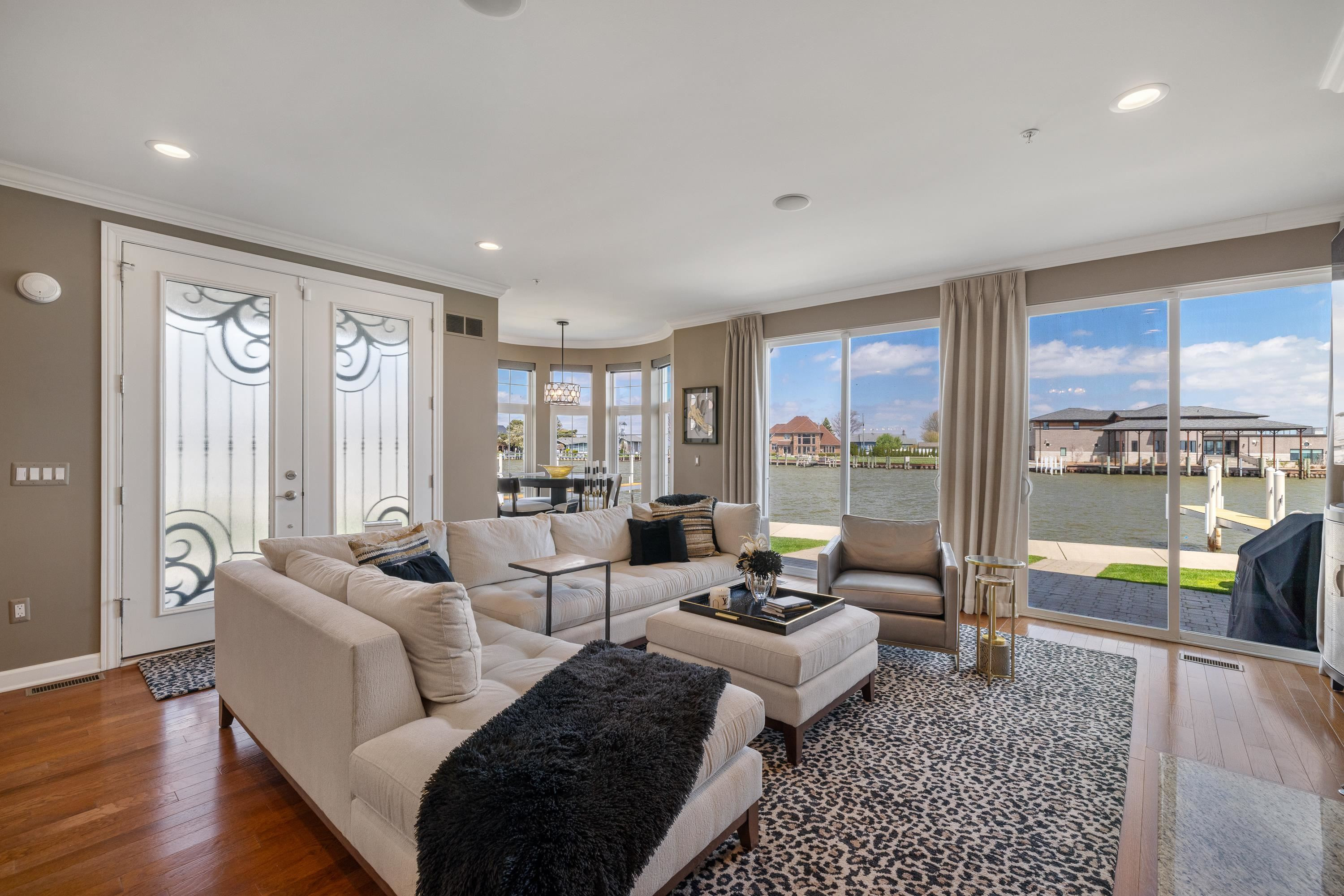 33070 VENETIAN POINTE Drive, 7, MI — Photo 31