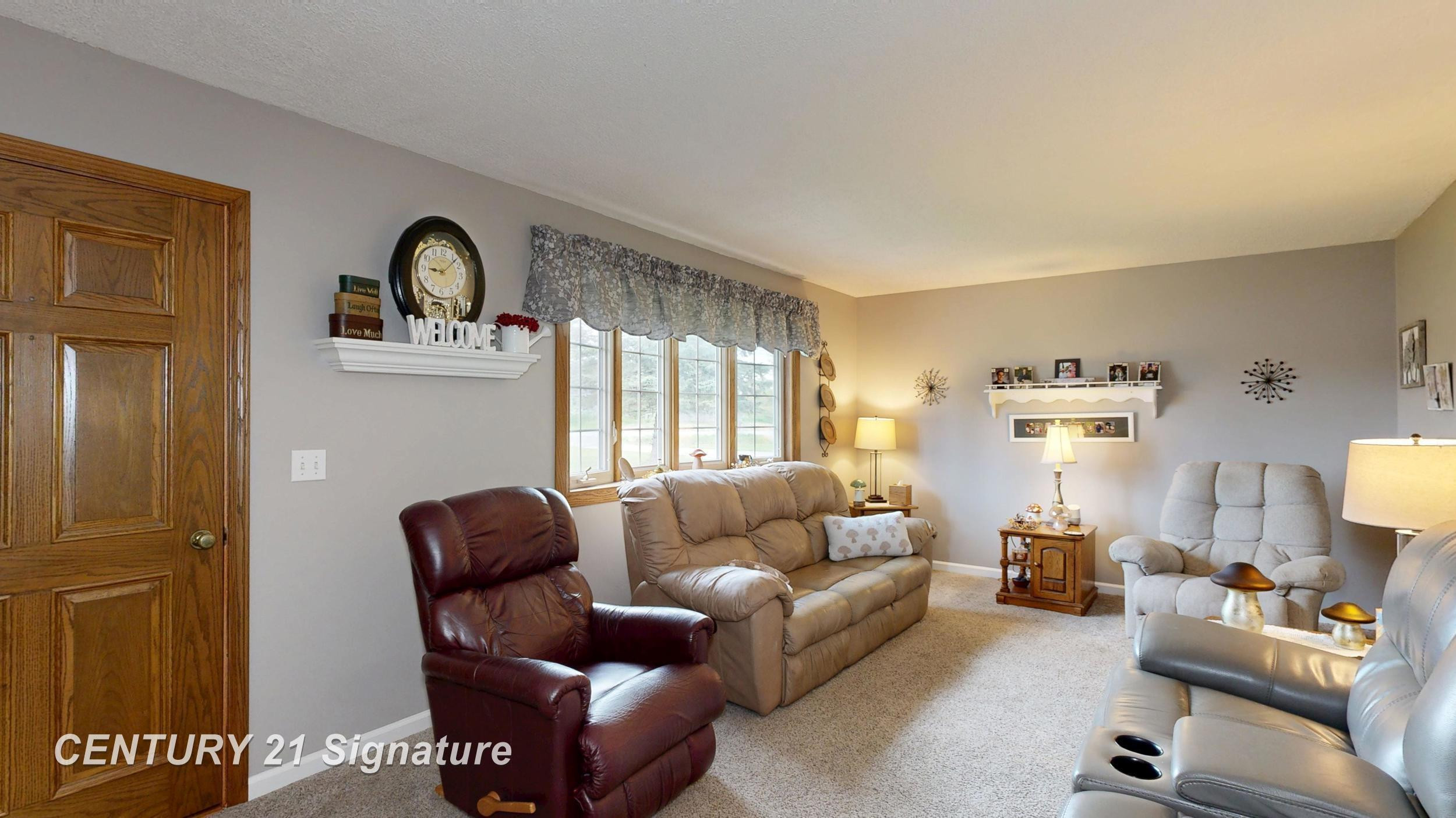 10371 Tittabawassee Road, Freeland, MI 48623 — Photo 7