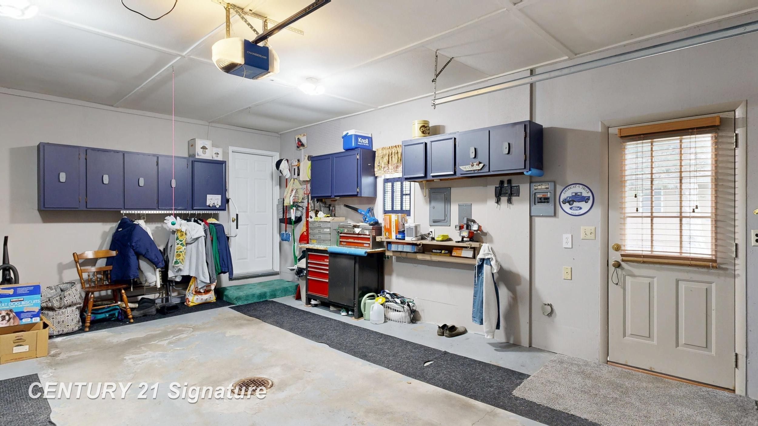 10371 Tittabawassee Road, Freeland, MI 48623 — Photo 26
