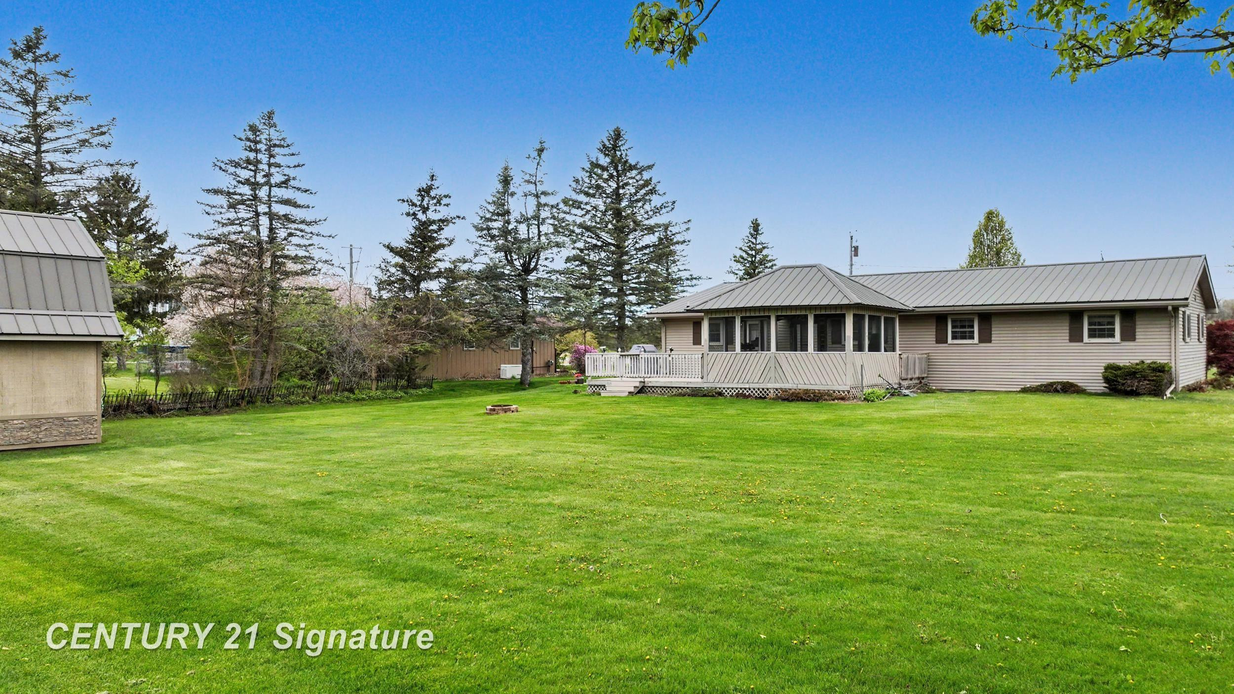10371 Tittabawassee Road, Freeland, MI 48623 — Photo 33