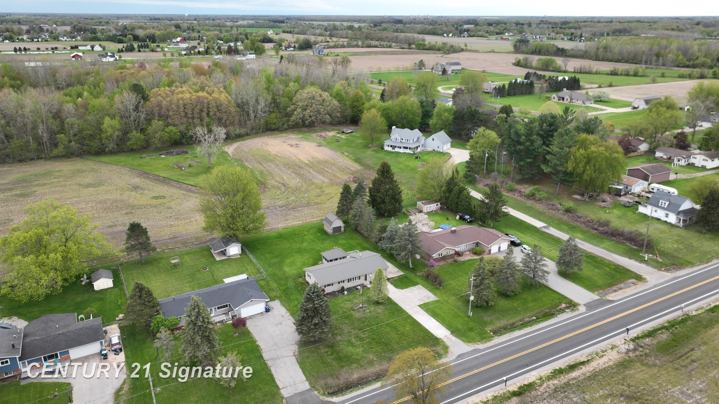 10371 Tittabawassee Road, Freeland, MI 48623 — Photo 42