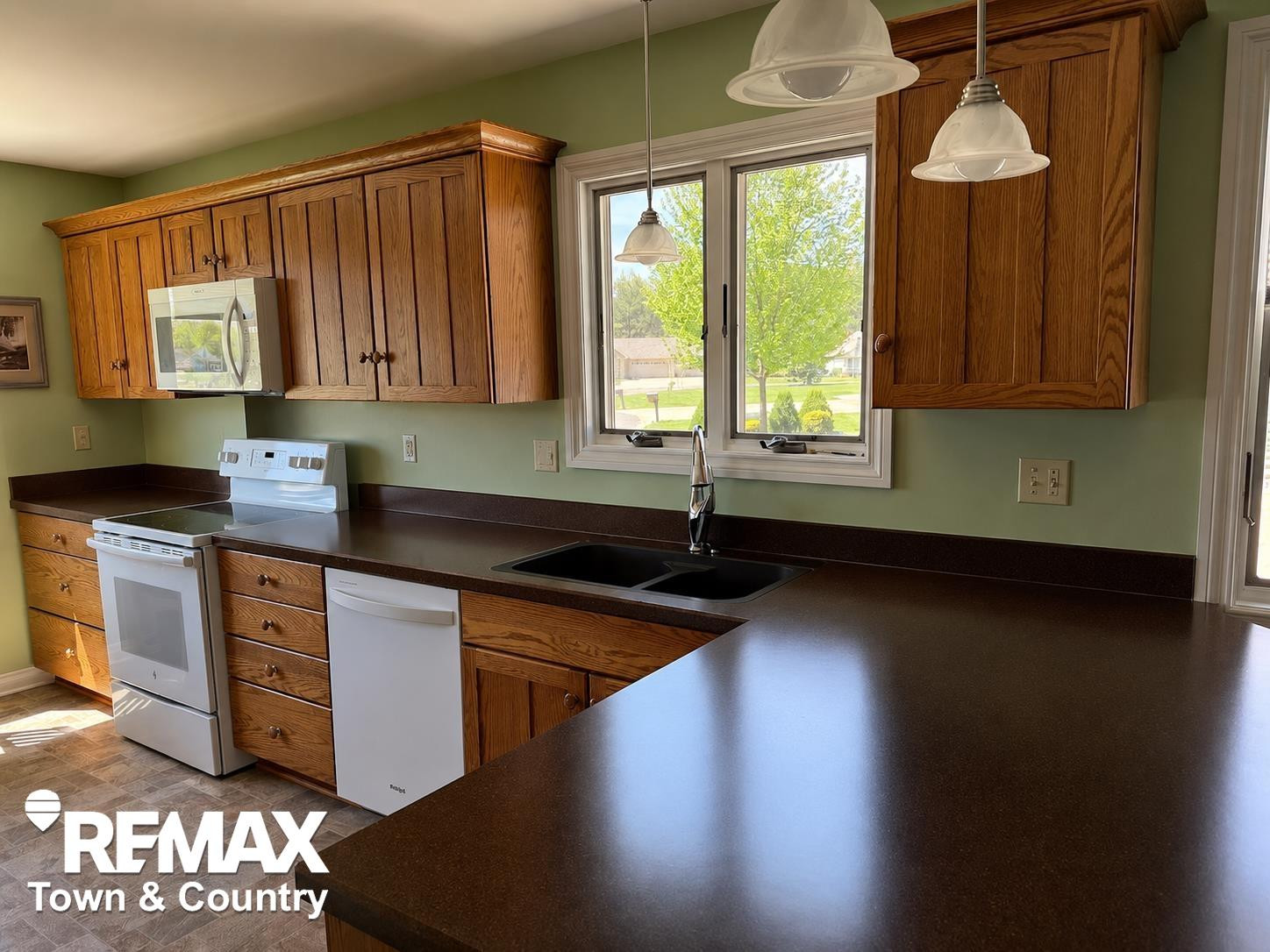 1308 Windmill Point, Clio, MI 48420 — Photo 4