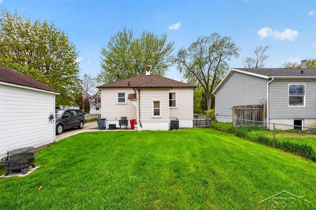 303 Marshall Street, Essexville, MI 48732 — Photo 20
