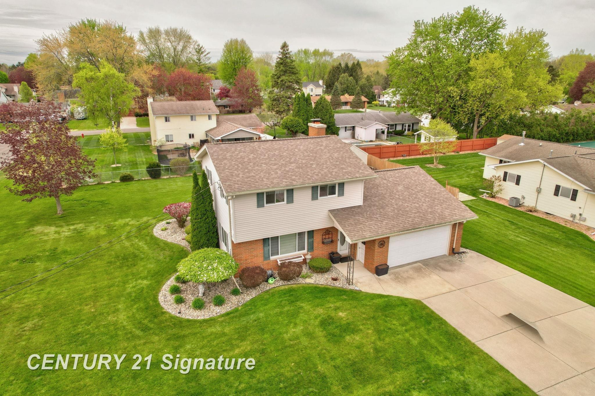 7165 Burmeister Drive, Saginaw, MI 48609 — Photo 2