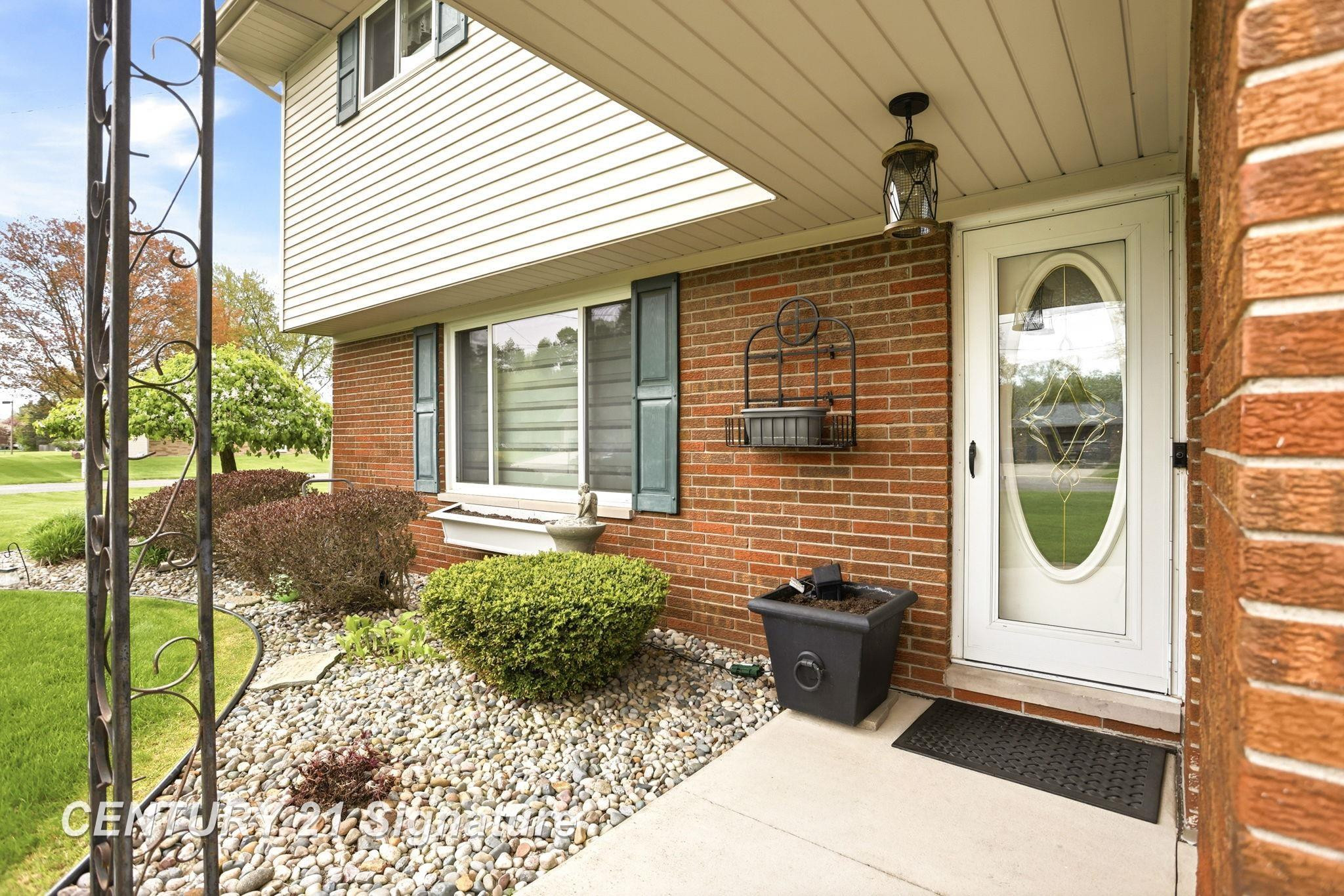 7165 Burmeister Drive, Saginaw, MI 48609 — Photo 6