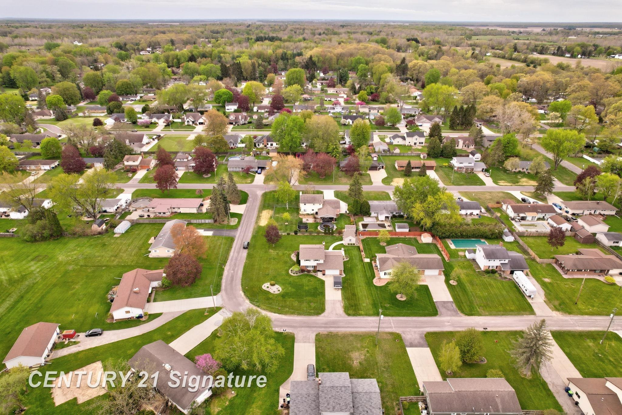 7165 Burmeister Drive, Saginaw, MI 48609 — Photo 48