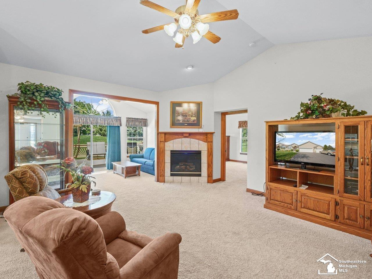 6484 Black Diamond Lane, 40, Lambertville, MI 48144 — Photo 7