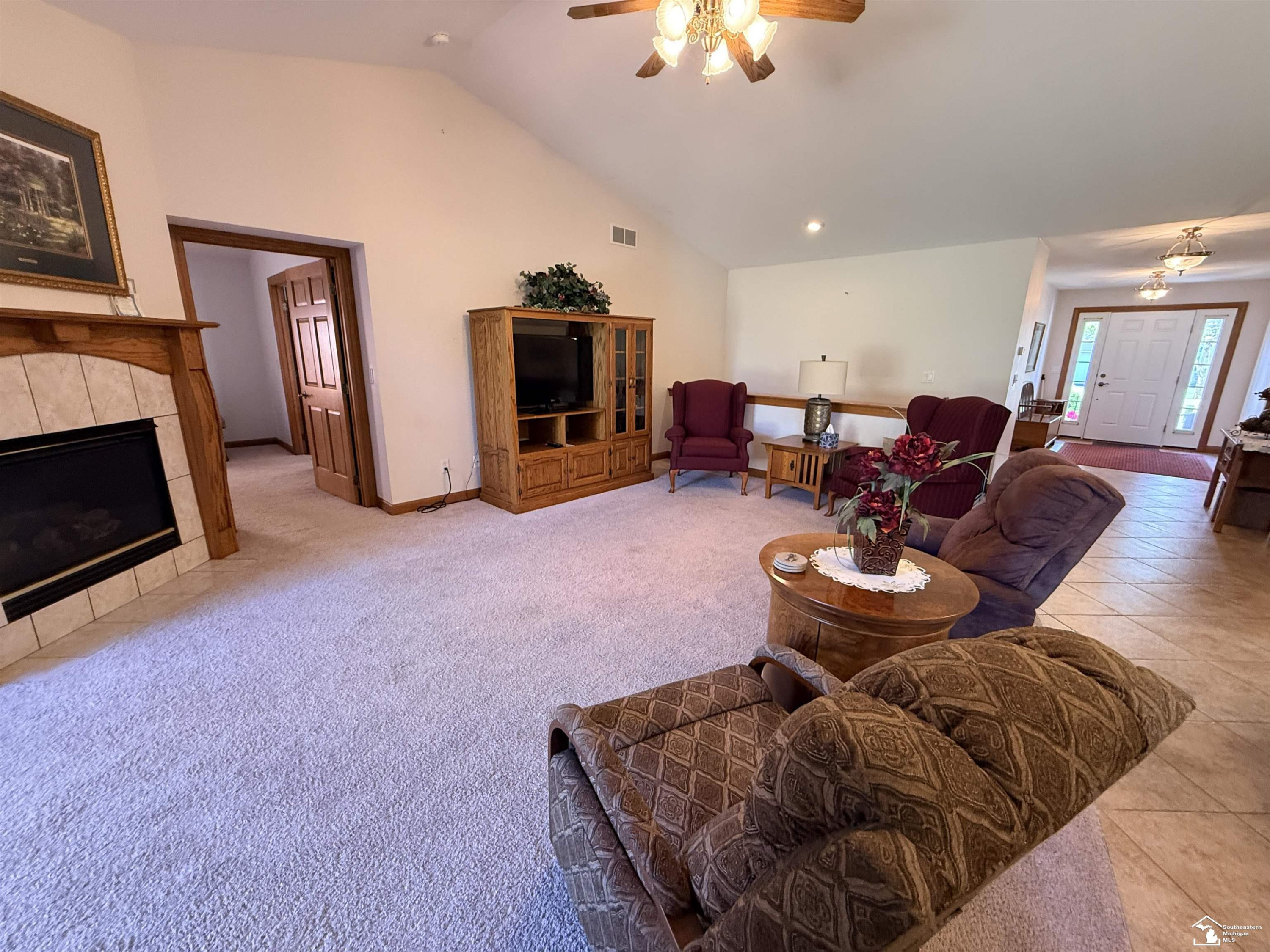6484 Black Diamond Lane, 40, Lambertville, MI 48144 — Photo 10