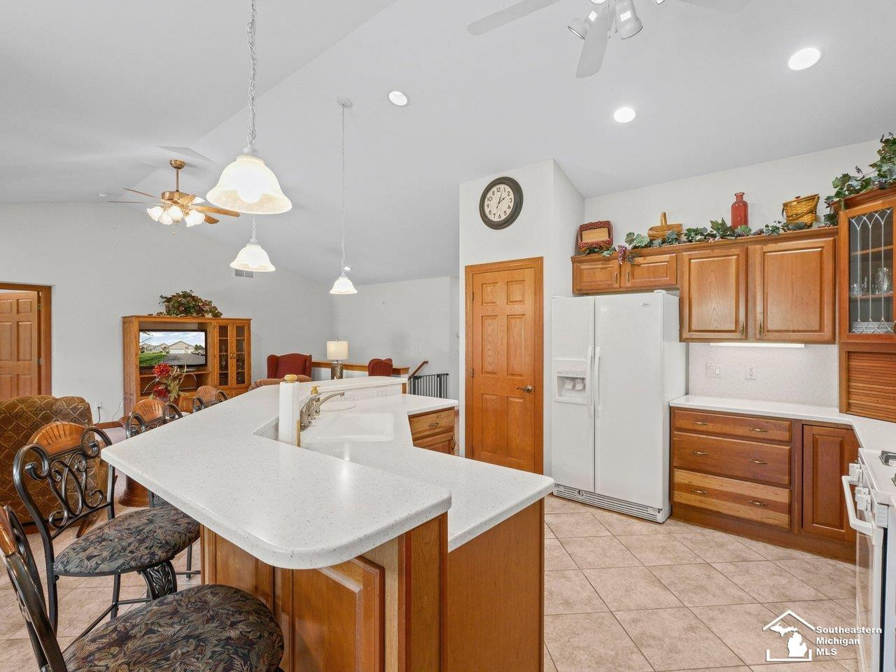 6484 Black Diamond Lane, 40, Lambertville, MI 48144 — Photo 15
