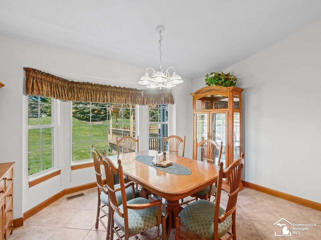 6484 Black Diamond Lane, 40, Lambertville, MI 48144 — Photo 17