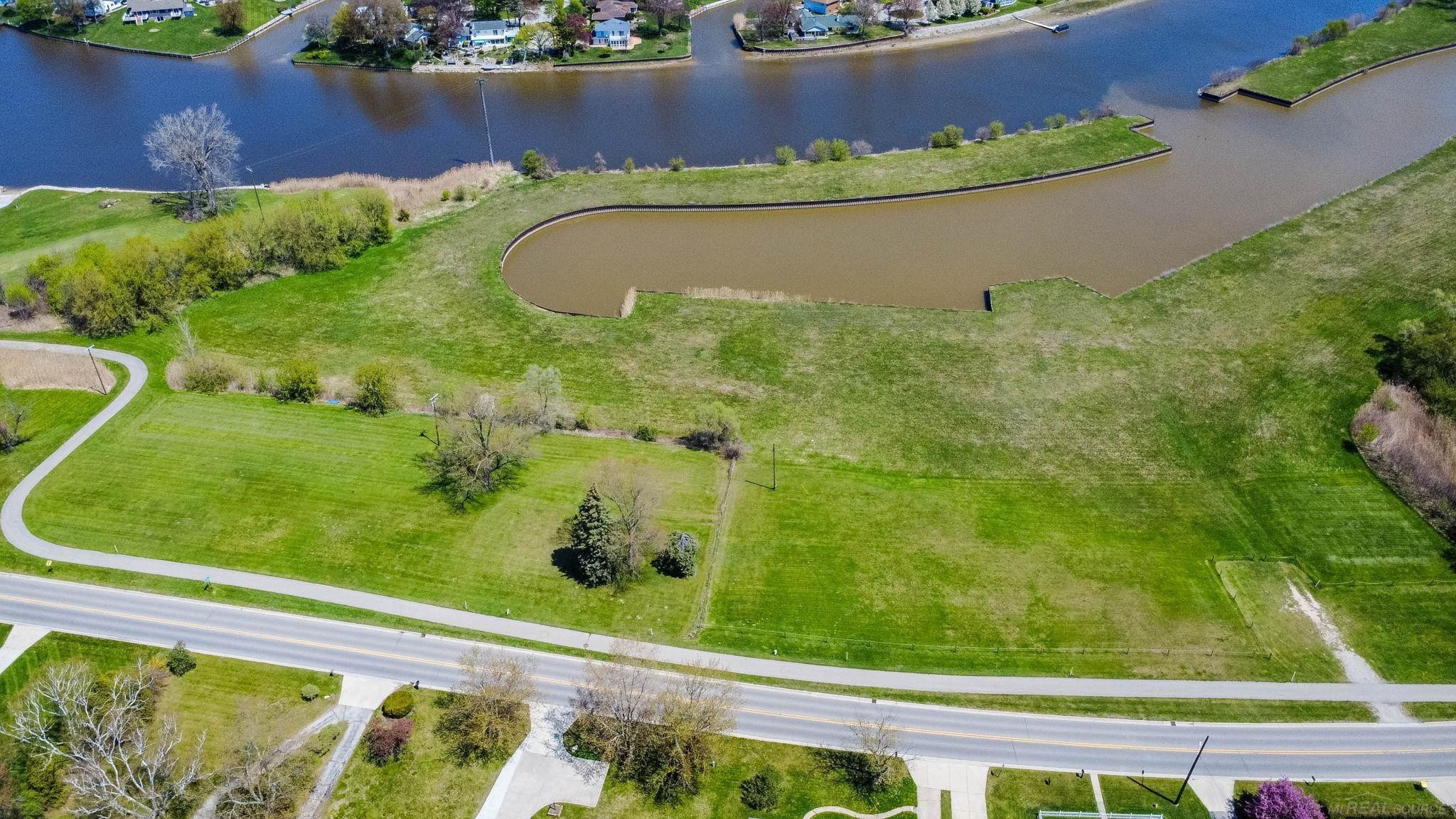 V/L Lot 5 Water Street, Port Huron, MI 48060 — Photo 2